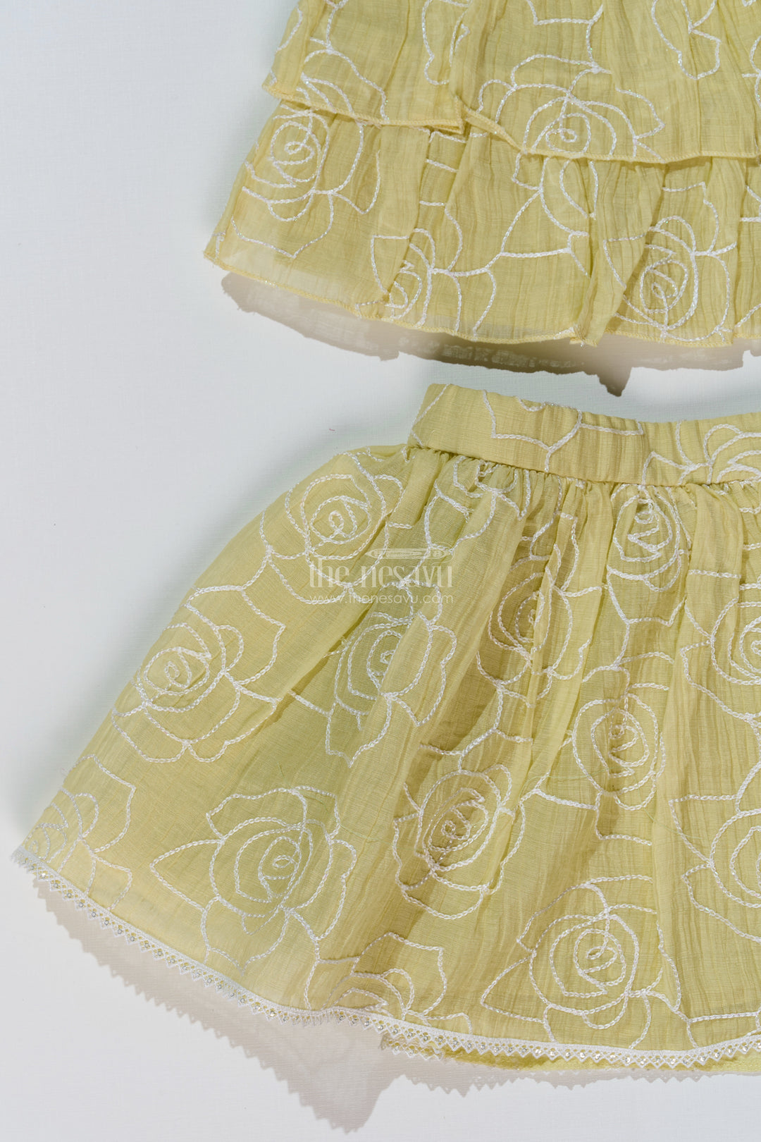 Charming Short Casual Dresses for Girls with Embroidered Floral Design and Matching Set