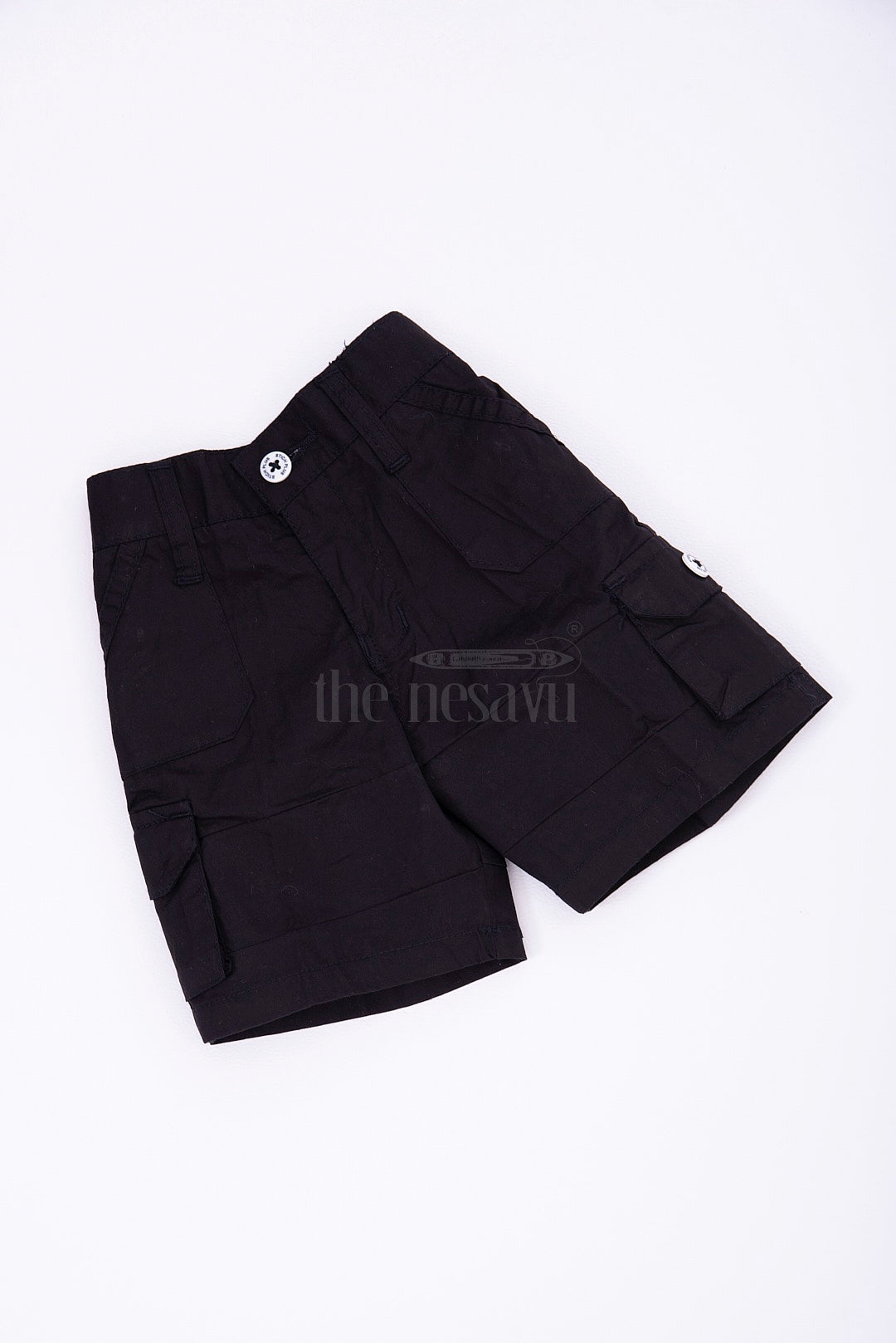 The Nesavu Black Cargo Cotton Boys Shorts for T-Shirts