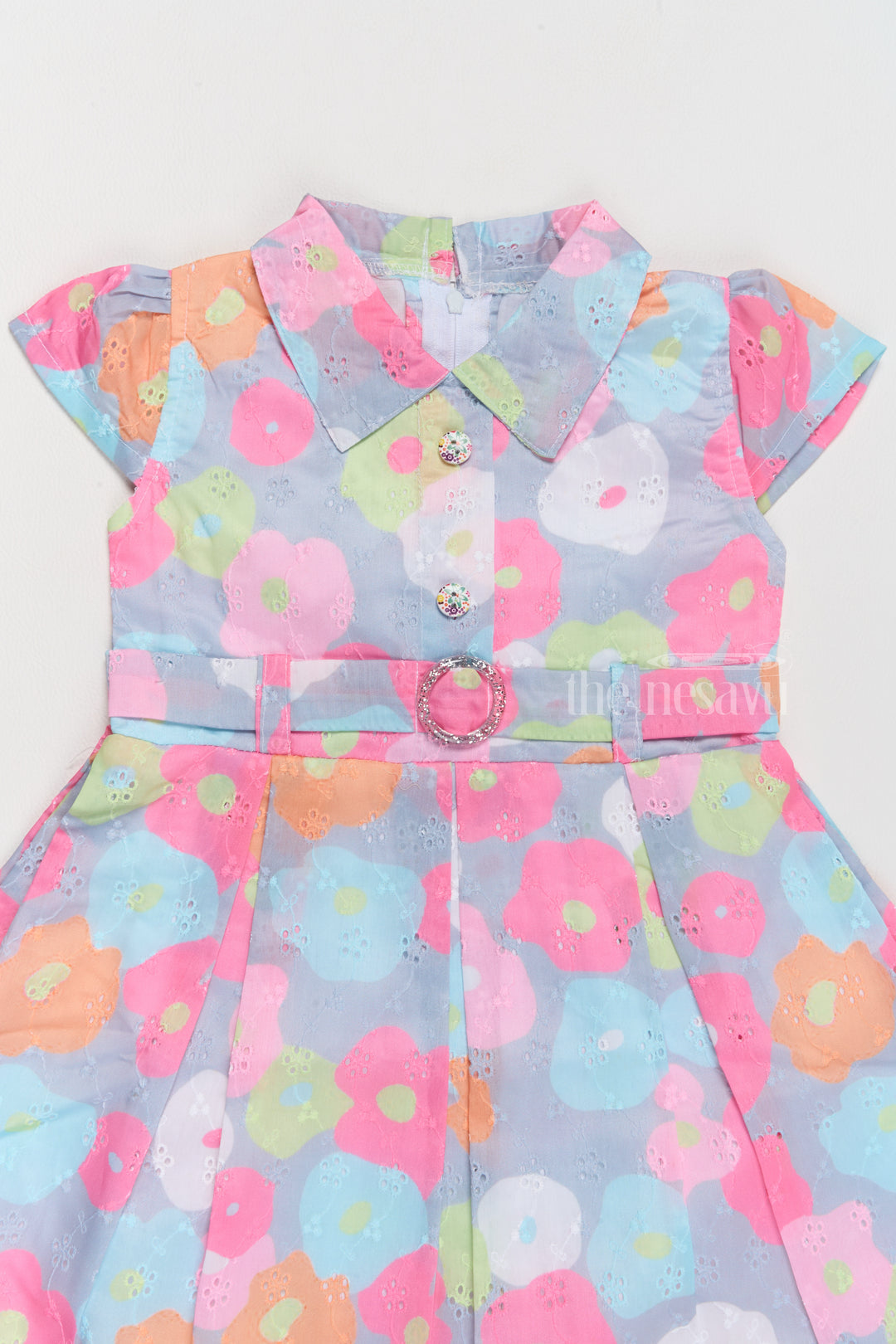 Cotton Dress Simple for Girls with Vibrant Floral Design and Button-Front Closure