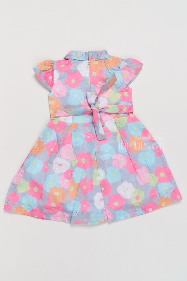 Cotton Dress Simple for Girls with Vibrant Floral Design and Button-Front Closure