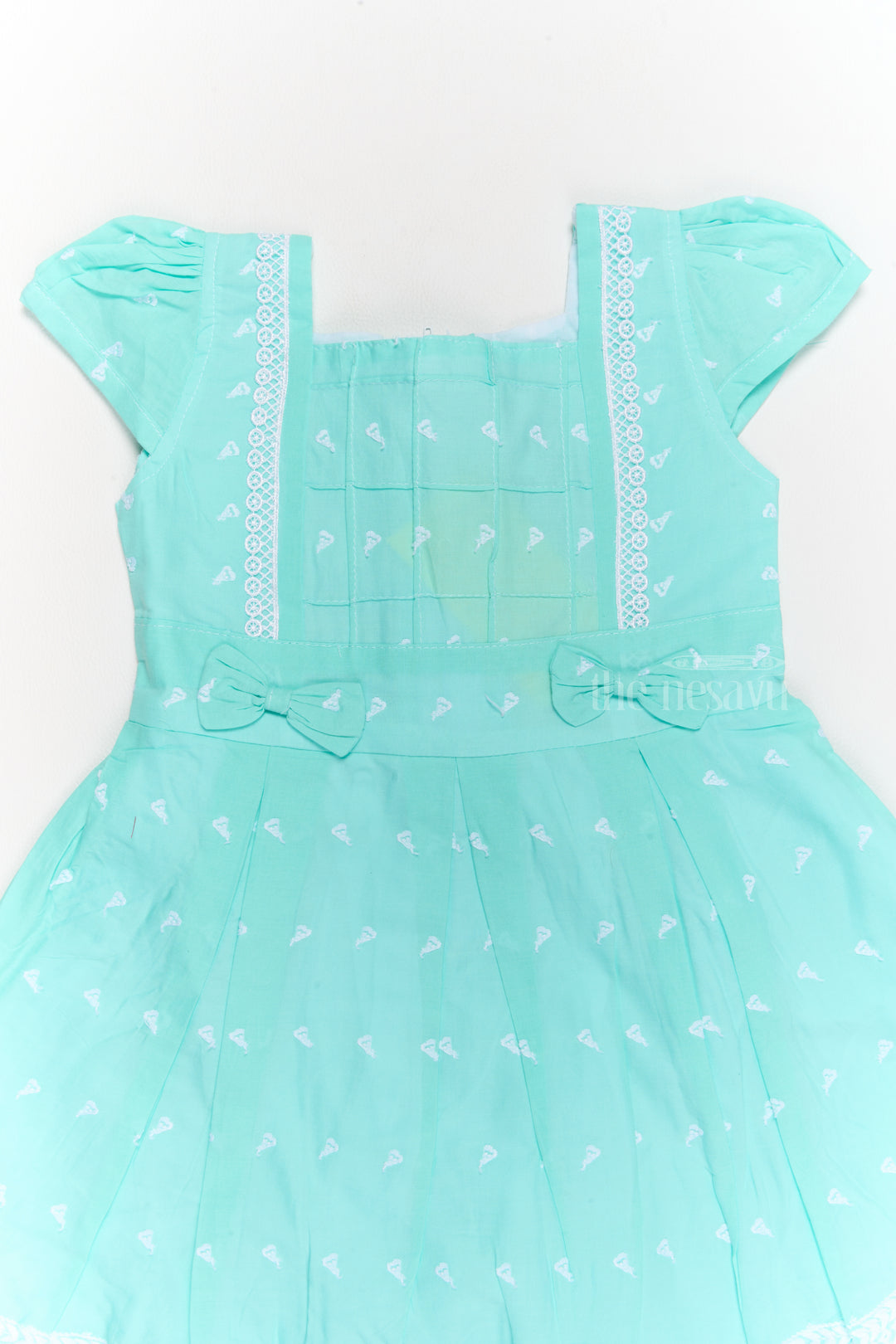 Cotton Dress New for Girls with Pleated Skirt, Lace Trim, and Bow Details