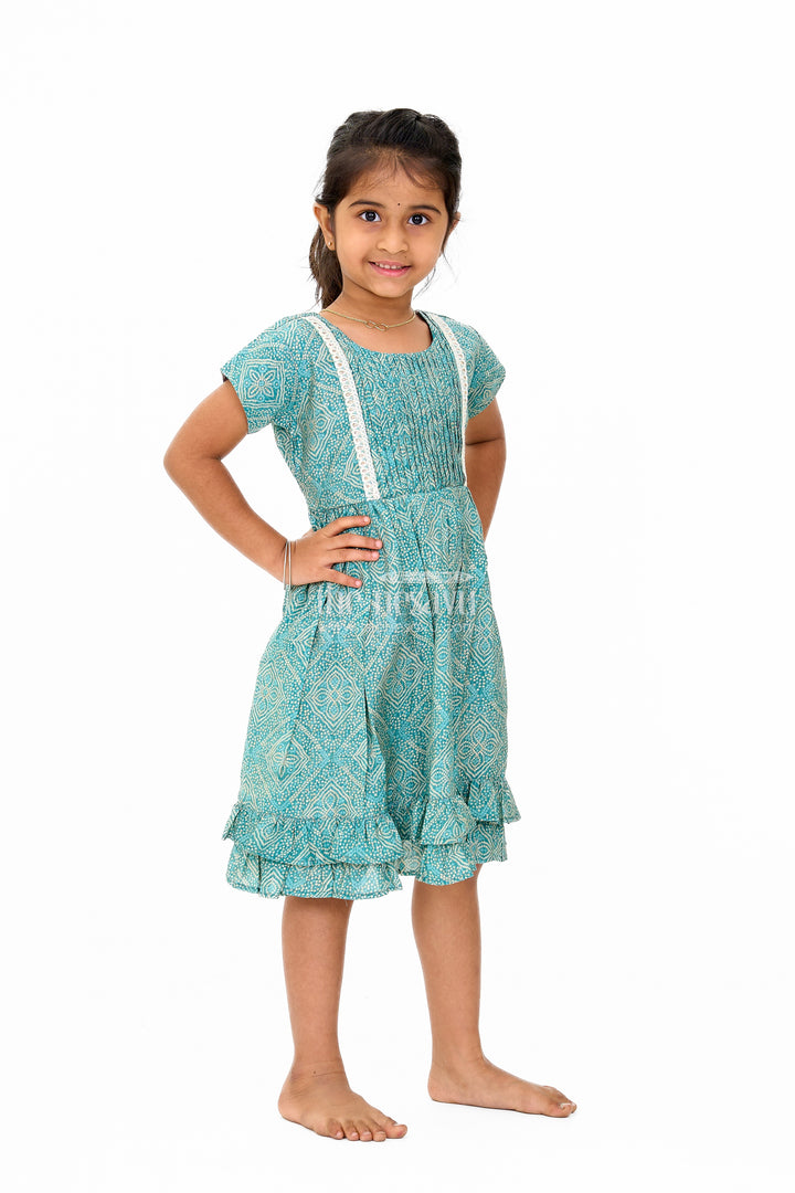 Elegant Green Cotton Girls Frock with Floral Print and Lace Detailing for Casual Wear