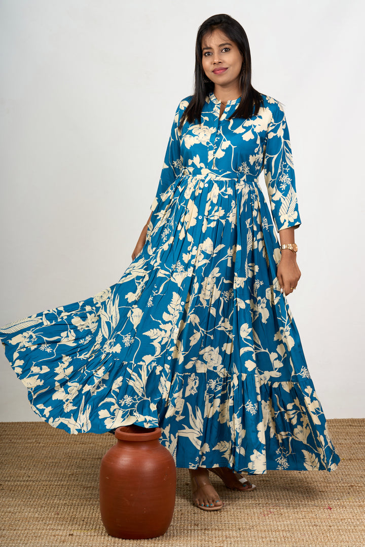 Charming Blue Birthday Dress for Women in Crepe with Elegant Floral Patterns