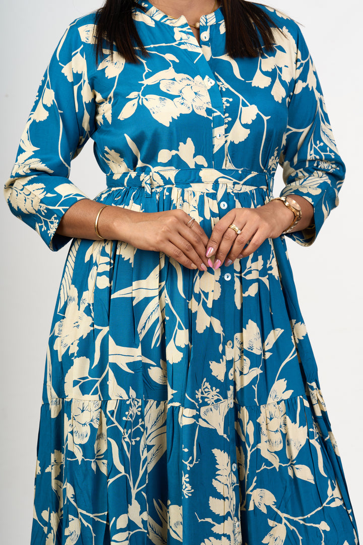 Charming Blue Birthday Dress for Women in Crepe with Elegant Floral Patterns