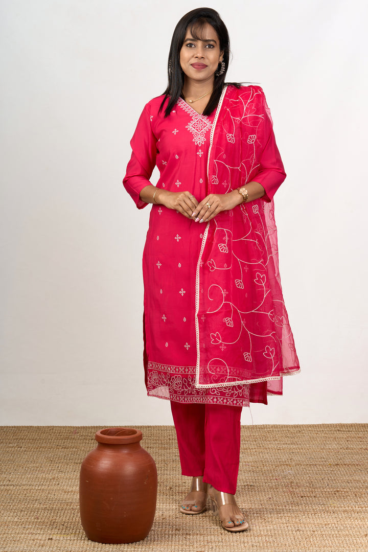 Function Wear Kurtas Womens Straight Suit Set in Blend Silk with Elegant Floral Detailing