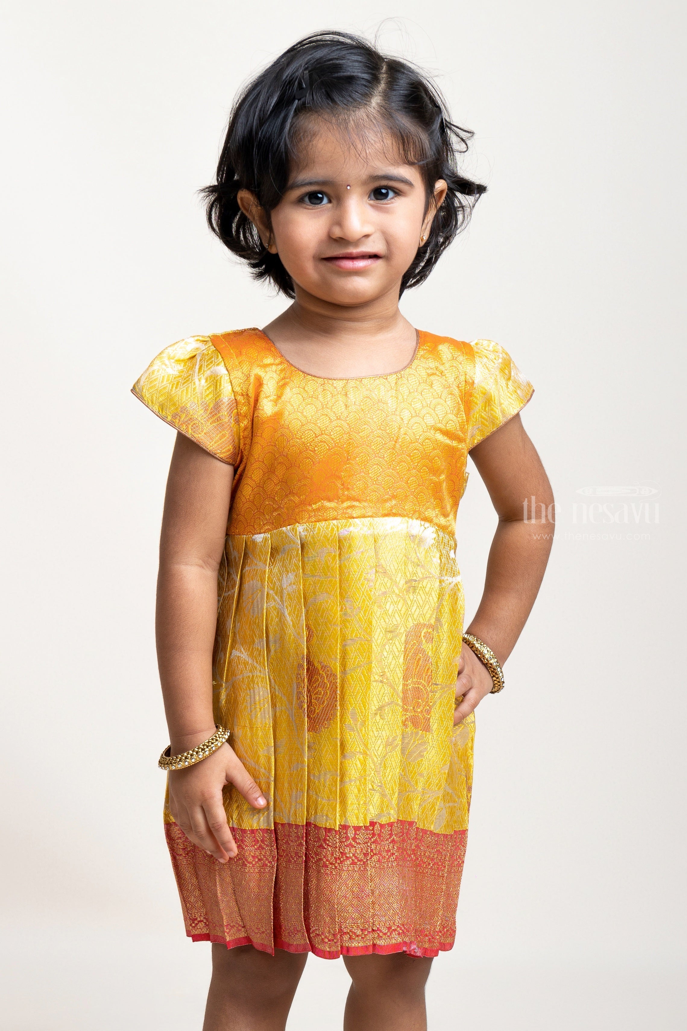 Buy Kids Party Wear, Birthday Frocks, Designer Gowns Online in India –  www.liandli.in