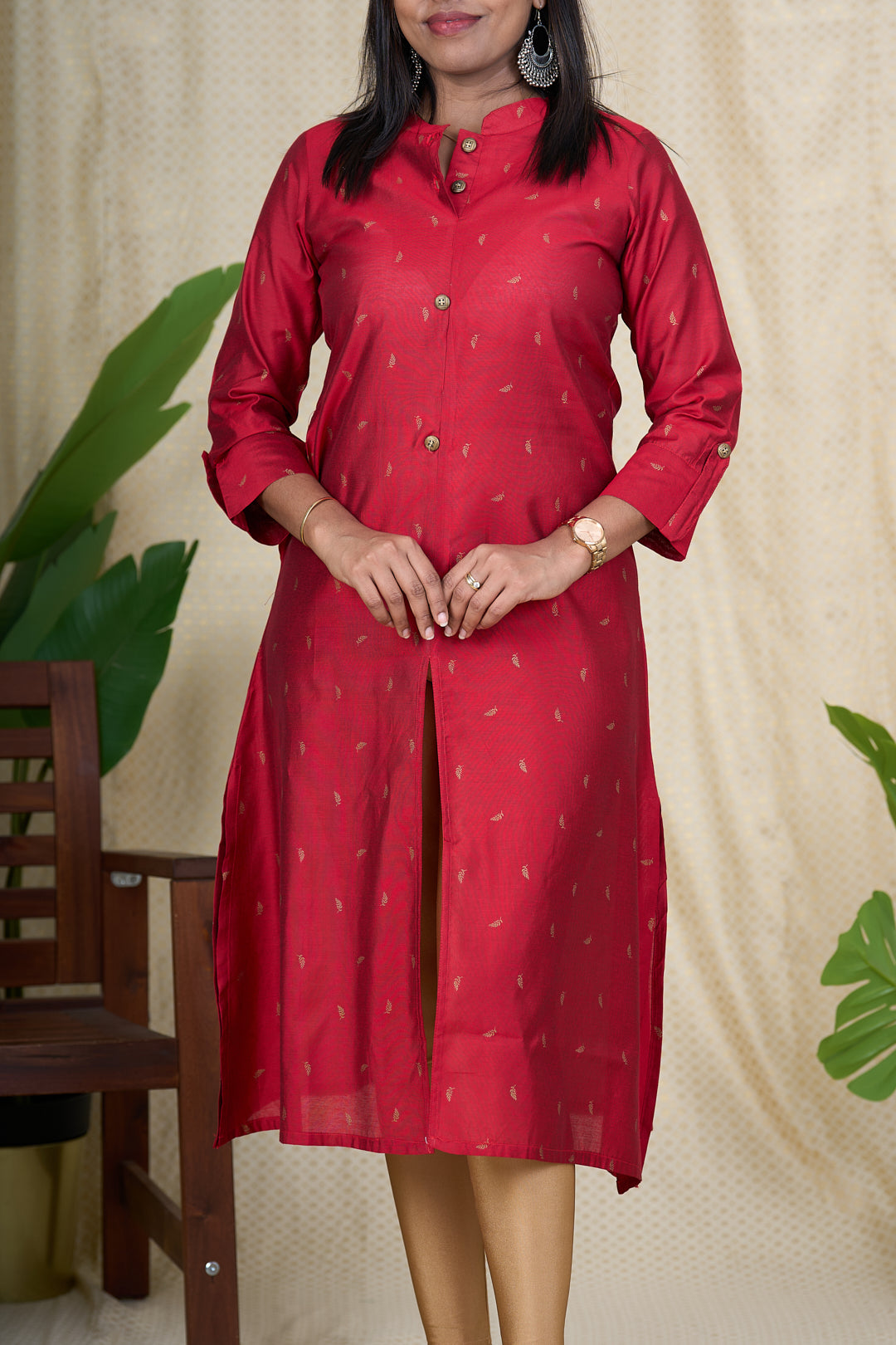 The Nesavu Womens A-Line Kurthas Best Kurta for Women - Red Viscose Silk Kurta with Chinese Collar Nesavu