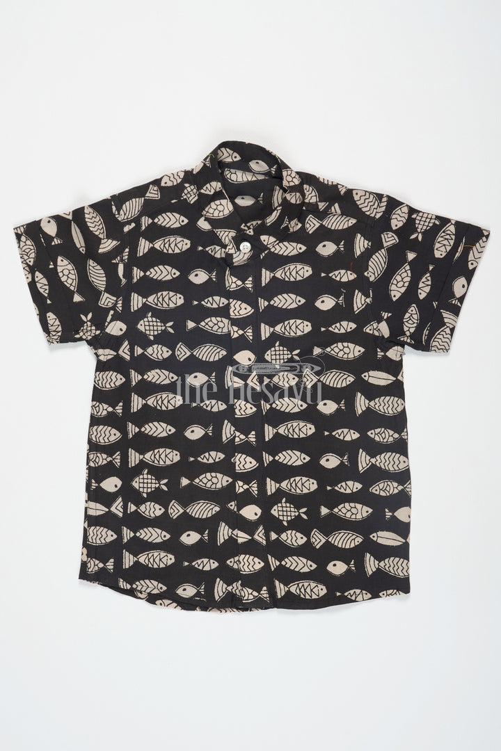 The Nesavu Boys Cotton Shirt Black Boys Ajarak Block Printed Cotton Shirt with Fish Print Half Sleeves for Festive Wear Nesavu 16 (1Y) / Black BS202A-16 Black Ajarak Block Print Boys Cotton Shirt Nesavu Fish Print Half Sleeves Festive Wear