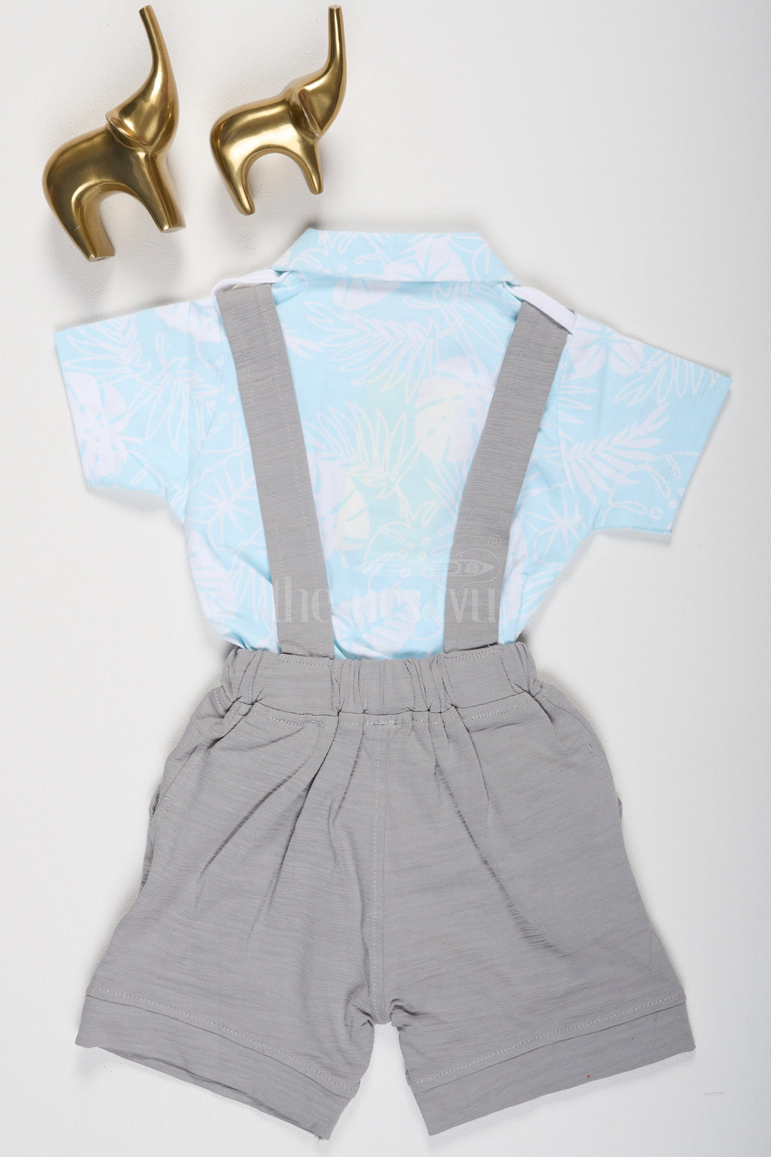 The Nesavu Baby Dungarees Blue Baby Suspender Set with Tropical Leaf Print Shirt and Bow Tie for Baby Nesavu Light Blue Baby Suspender Set Tropical Leaf Shirt Gray Bow Tie Nesavu Baby Semi-Formal Outfit