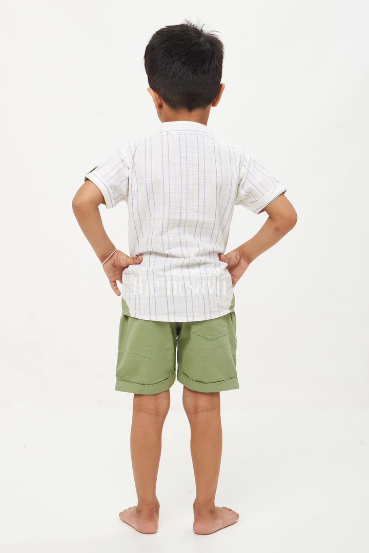 The Nesavu Boys Casual Set Boys' Dino Striped Shirt & Shorts Set - Green/White Nesavu Boys' Dino Striped Shirt & Shorts Set - Green/White - Sizes 1Y-5Y