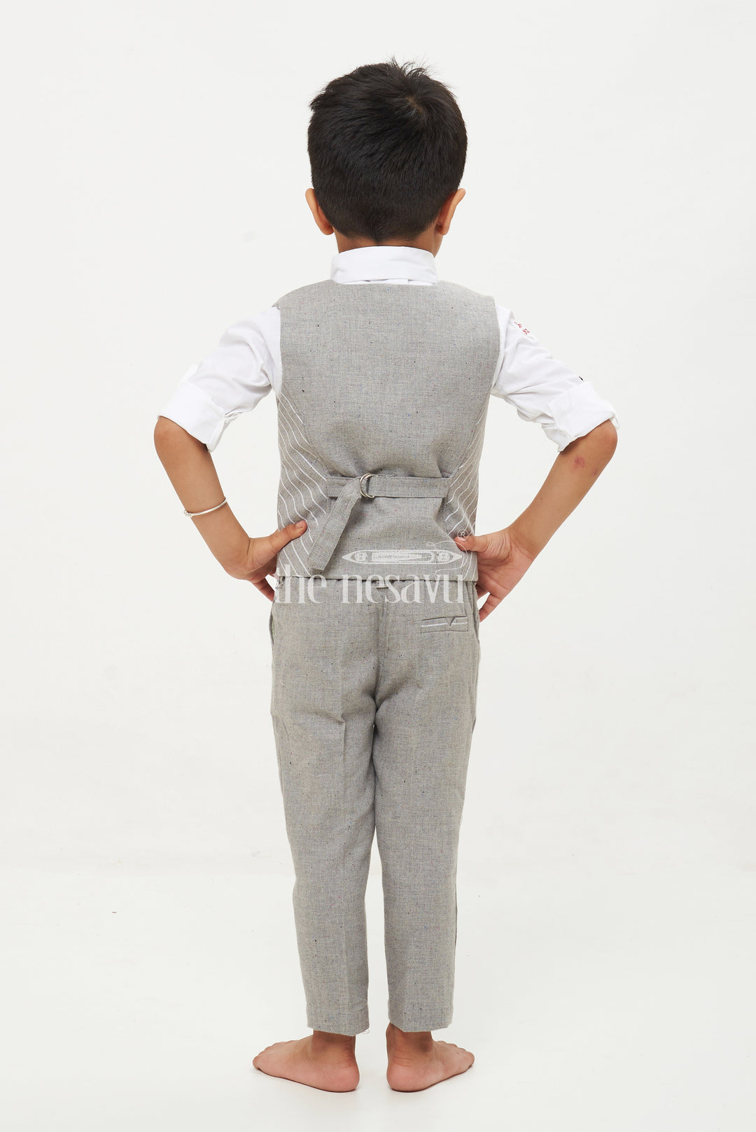 The Nesavu Boys Casual Set Boys Grey Waistcoat Co Ord Set with Striped Design Nesavu Boys Grey Waistcoat Co Ord Set with Striped Design - Stylish Outfit for Special Events