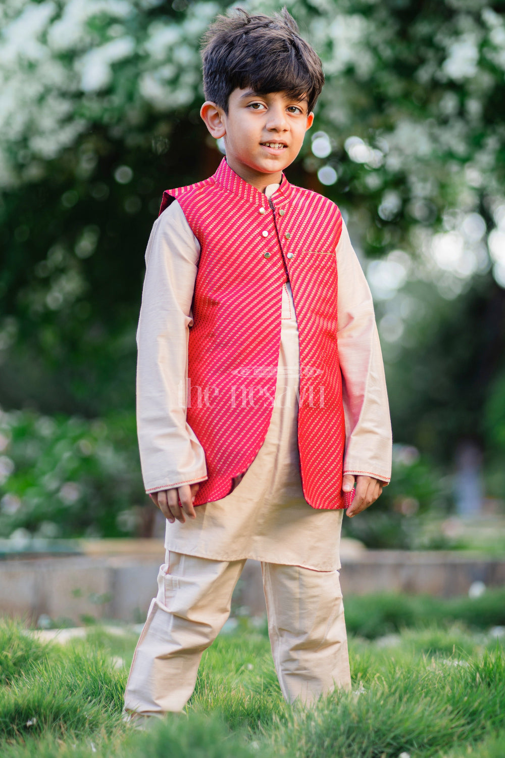 The Nesavu Boys Jacket Sets Boys Luxe Kurta Pajama with Vibrant Jacket Ensemble Nesavu Traditional Boys Kurta with Stylish Pink Jacket | Elegant Ethnic Ensemble | The Nesavu