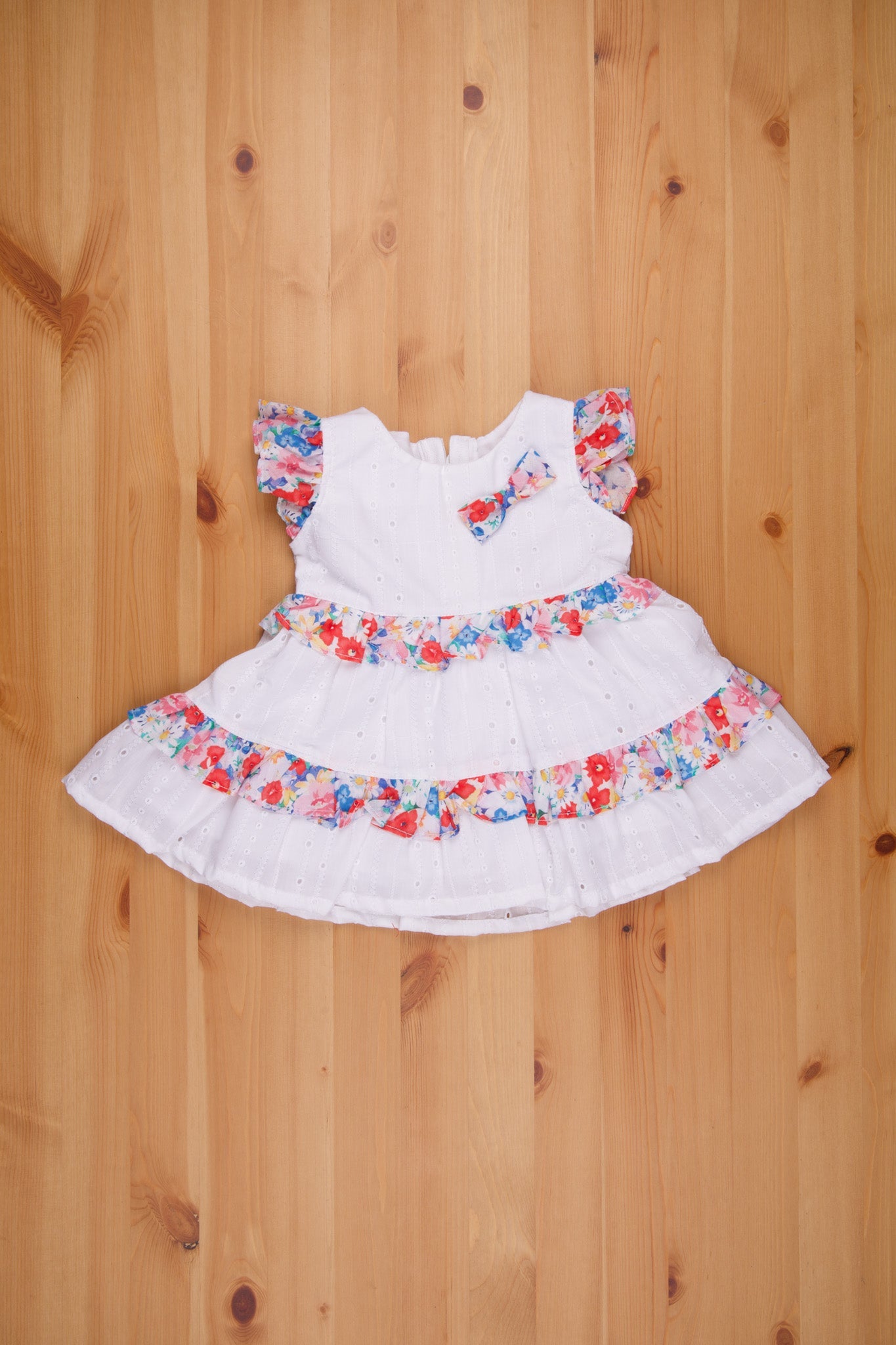 Newborn frocks hotsell