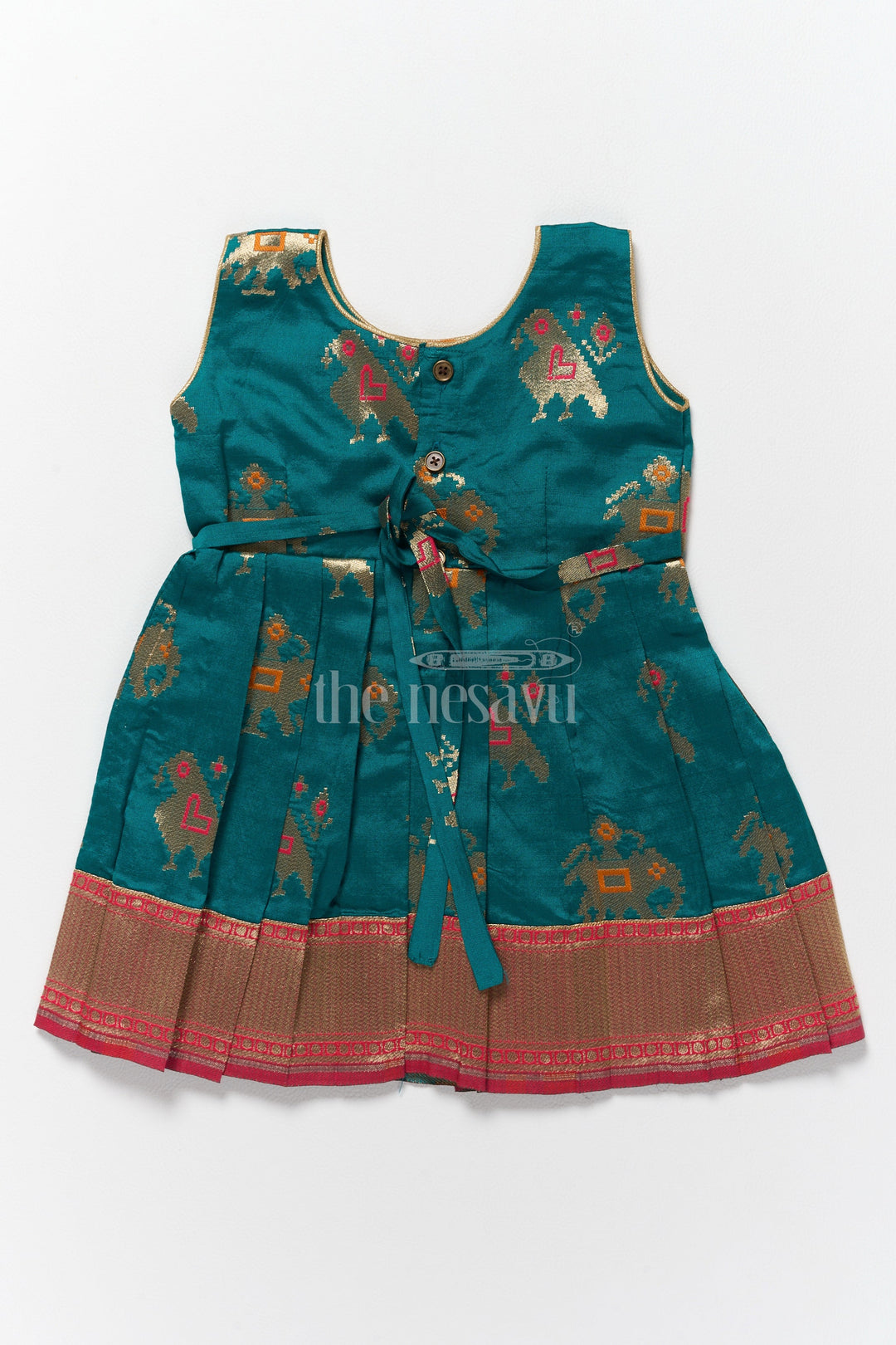 The Nesavu Silk Frock Elegant Green and Red New Model Frocks for Girls with Intricate Jacquard Silk Design Nesavu Nesavus Green Red New Model Jacquard Silk Frocks Girls Golden Highlights