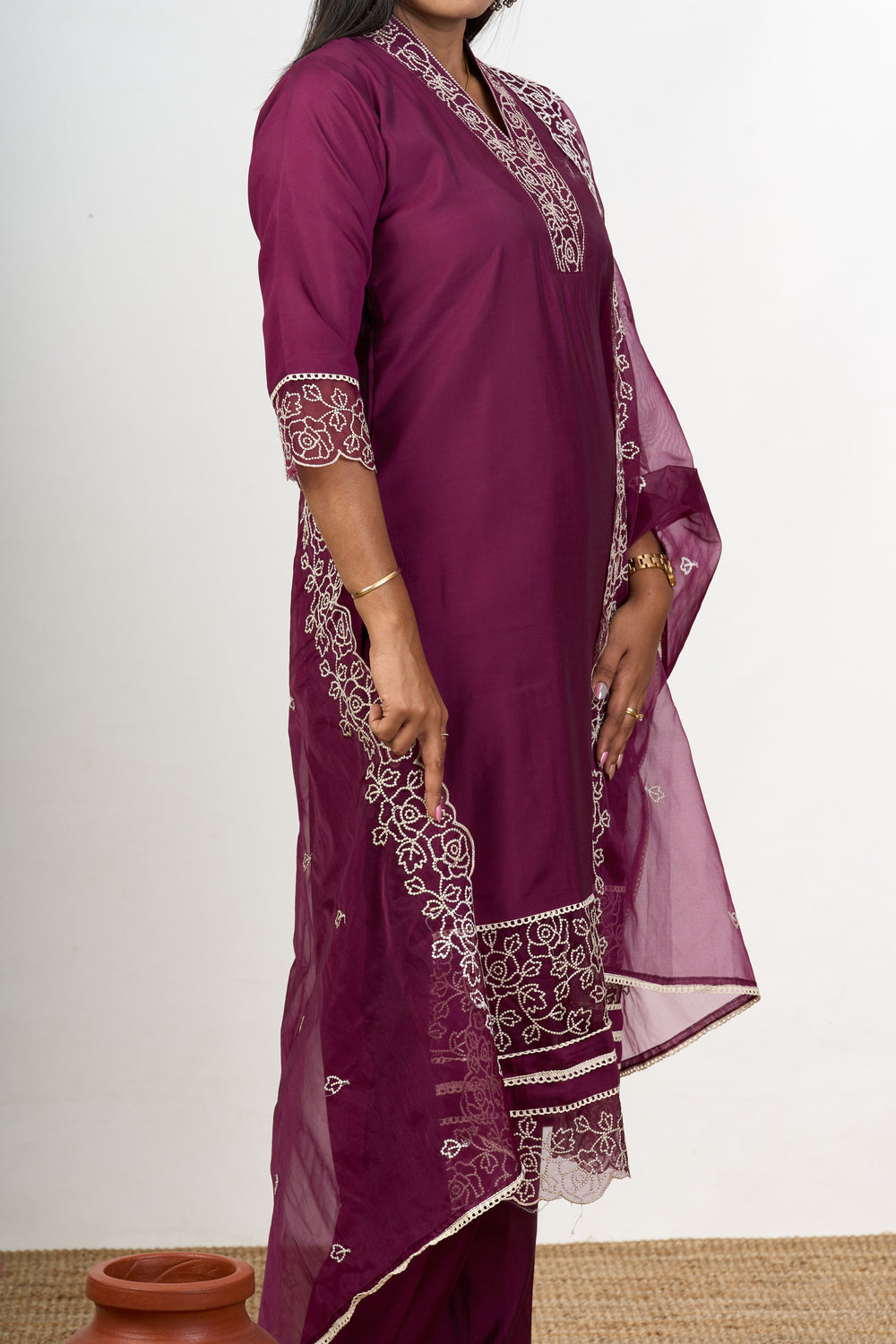 The Nesavu Womens Straight Suit Sets Elegant Purple Chiffon Kurta Set with Floral Embroidery Dupatta Nesavu Nesavu Elegant Purple Chiffon Kurta Set Embroidered Floral Dupatta