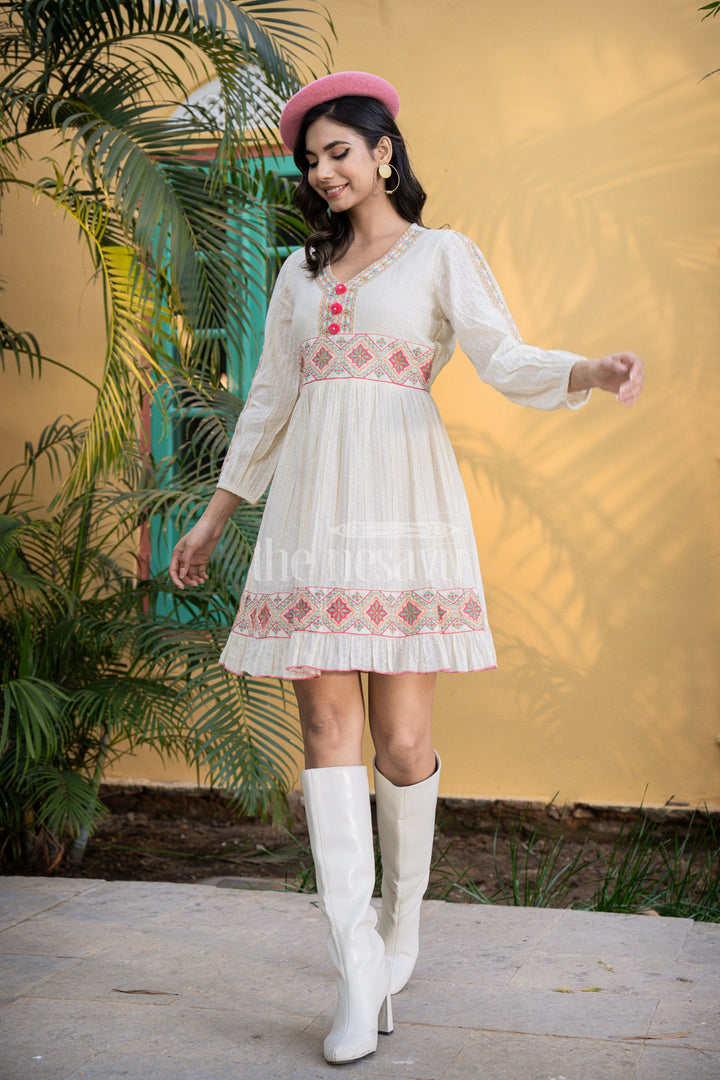 The Nesavu Womens Flared Kurthas Elegant White Flared Kurtha for Women with Festive Red Embroidery Nesavu 36 (S) / Half white WT044A-36 Nesavu Womens White Georgette Party Kurtha Red Festive Embroidery Christmas