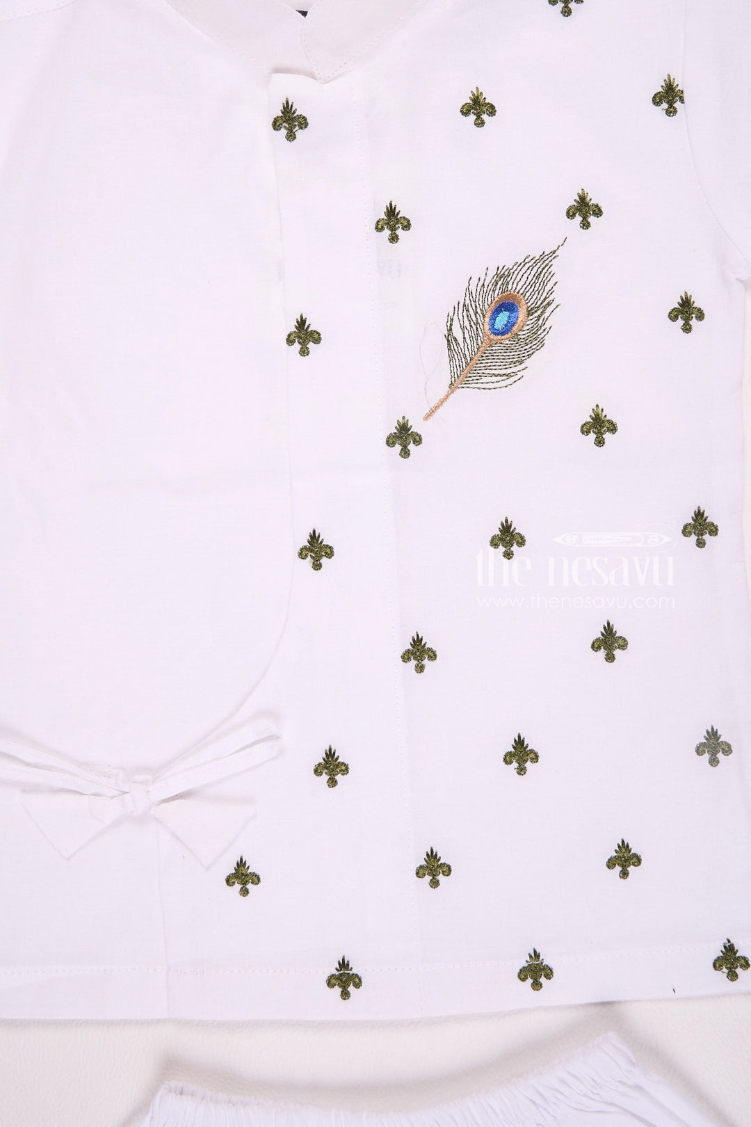 The Nesavu Boys Dothi Set Elegant White Krishna Jayanthi Baby Kurtha with Dothi Pant Set Nesavu Elegant White Krishna Jayanthi Baby Kurtha with Dothi Pant Set - Gokulashtami Outfit