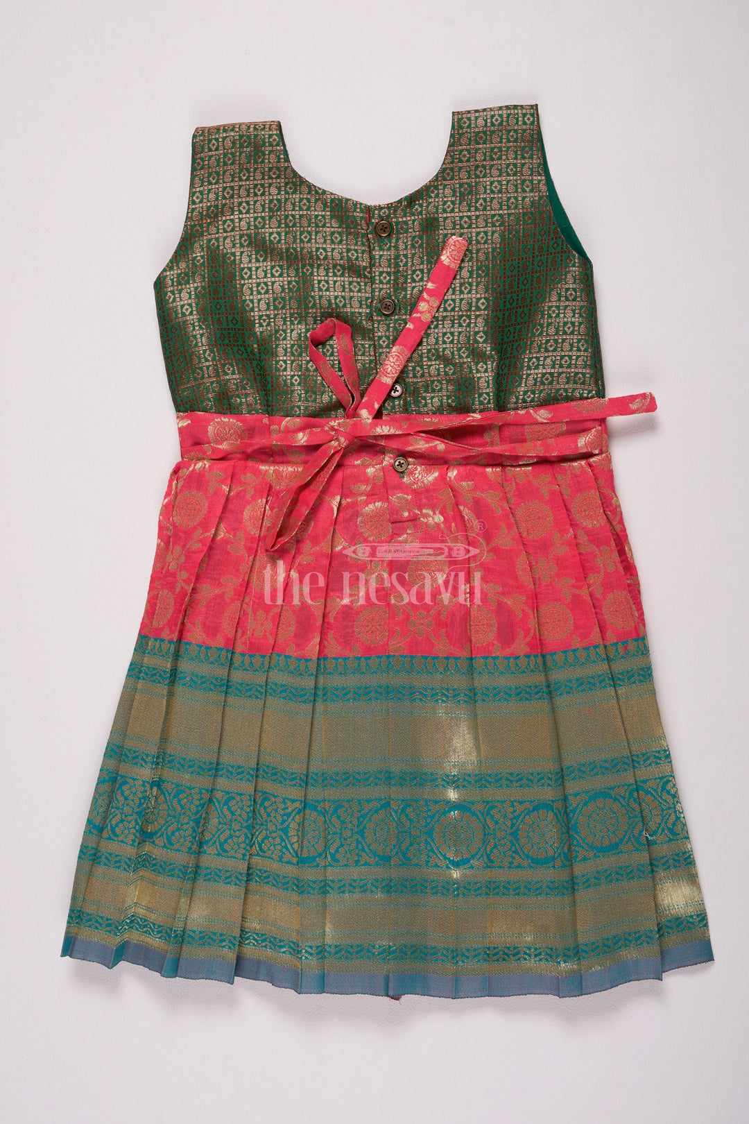 The Nesavu Silk Frock Exquisite Green and Gold Jacquard Silk Frock Design for Girls with Vibrant Pleated Patterns Nesavu Green Gold Jacquard Silk Frock Design Girls Nesavus Vibrant Pleats