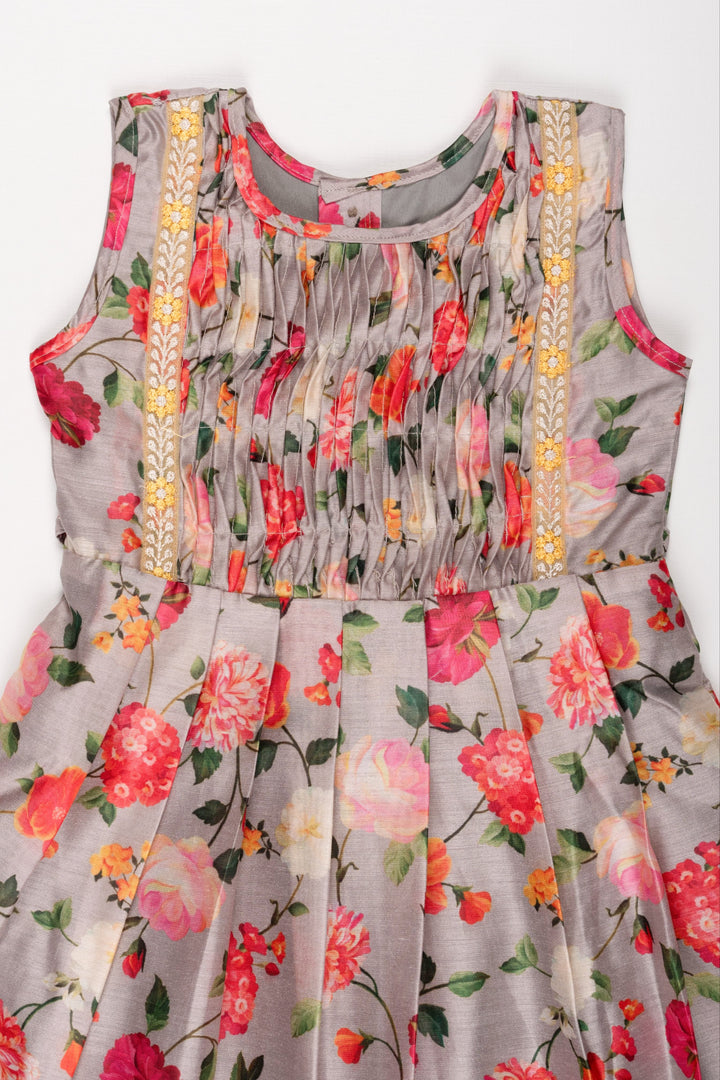 The Nesavu Girls Cotton Frock Garden Romance Floral Dress: Charming Sleeveless Frock with Vibrant Rose Print for Girls Nesavu Girls Grey Rose Print Dress | Summer Sleeveless Frock with Lace | Elegant Floral Party Wear | The Nesavu