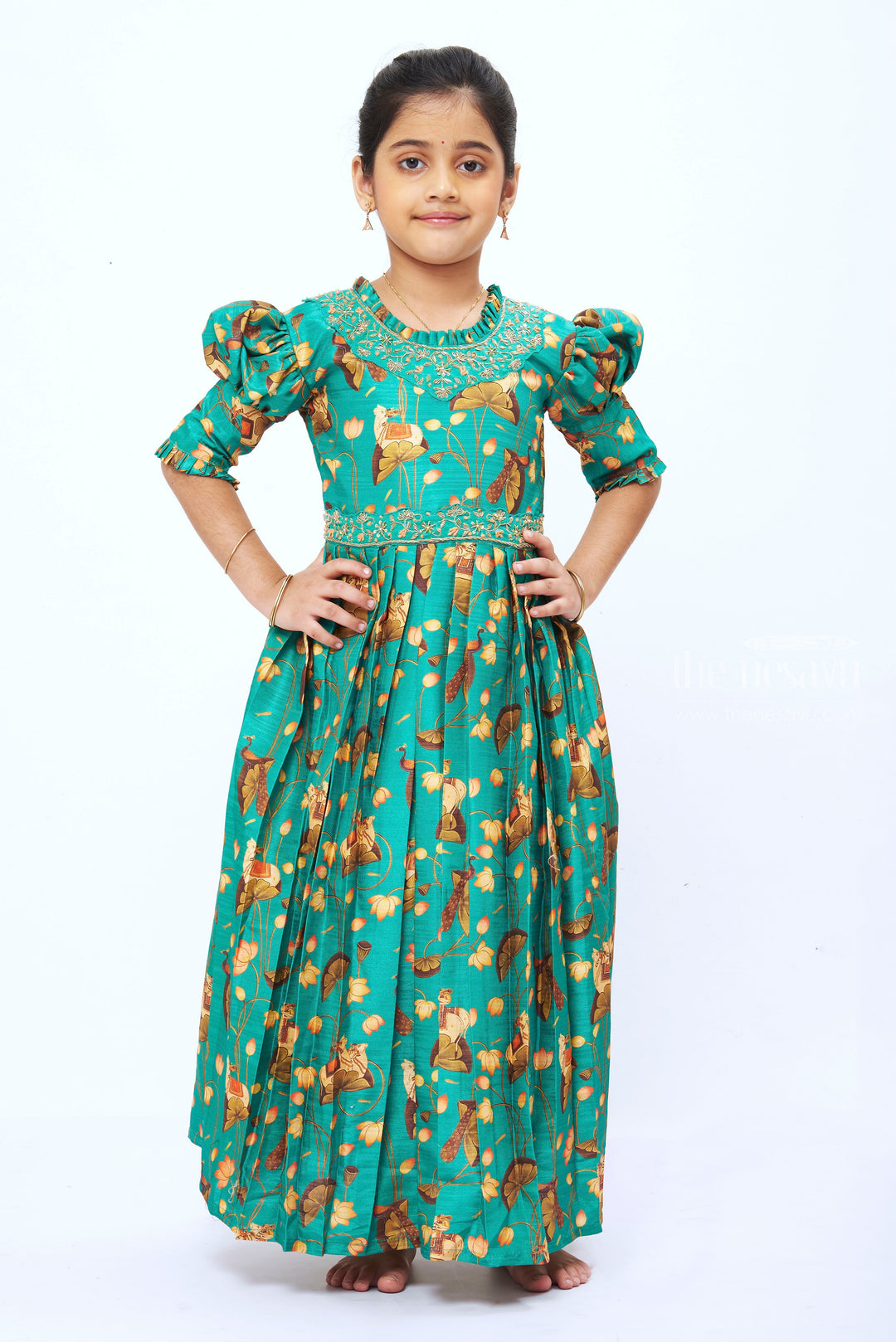 The Nesavu Girls Party Gown Girls  Emerald Green Floral Printed Anarkali Gown with Traditional Motifs Nesavu 16 (1Y) / Green / Blend Silk GA194D-16 Traditional Emerald Green Anarkali Gown for Girls with Floral Print | The Nesavu