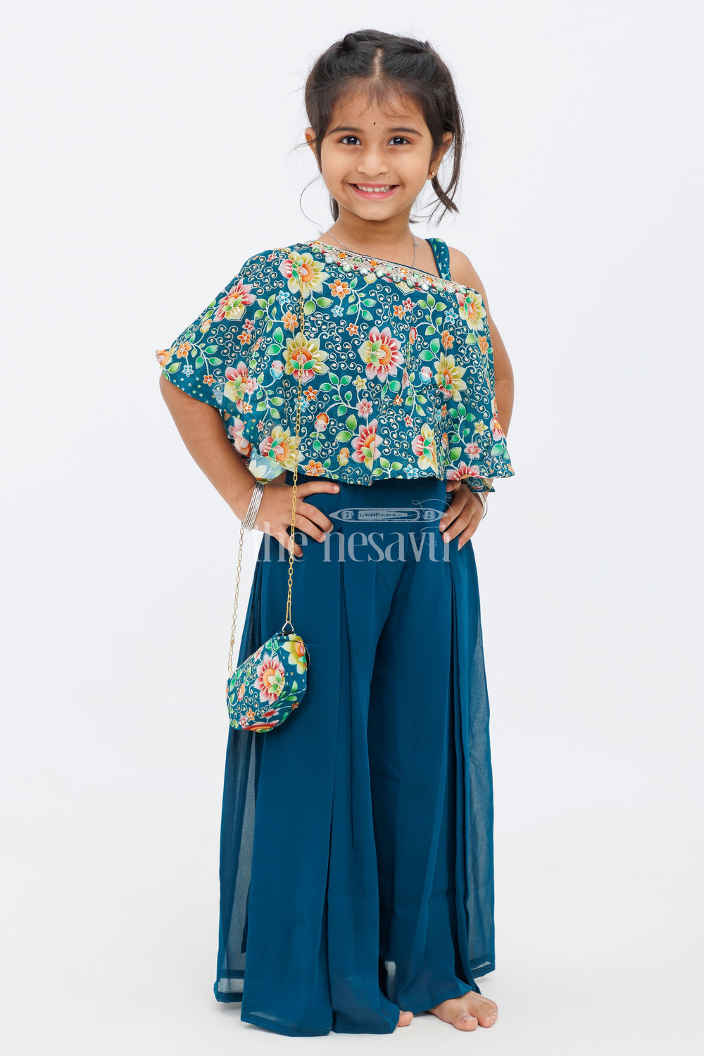 The Nesavu Girls Sharara / Plazo Set Girls Green Floral Print Sharara Set with Off-Shoulder Top and Matching Pouch Nesavu Nesavu Girls Green Floral Print Sharara Set Off-Shoulder Top Matching Pouch