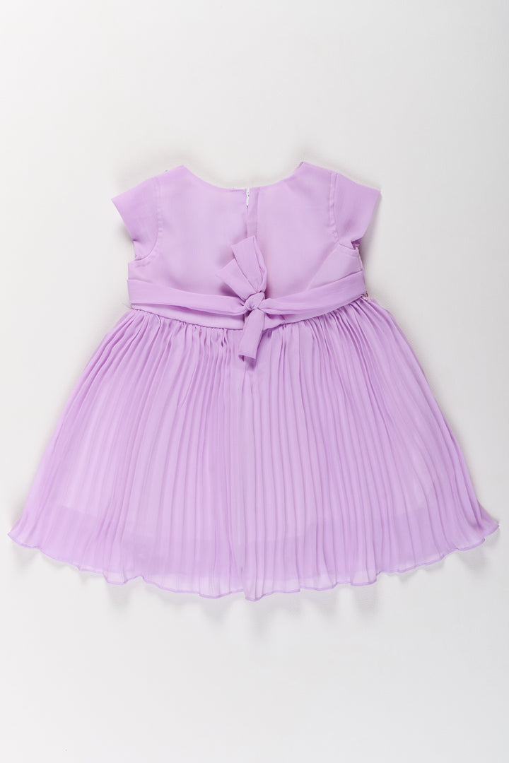 The Nesavu Girls Fancy Party Frock Girls Poly Georgette Fancy Party Frock in Lavender with Floral Appliqué Nesavu Nesavu Girls Fancy Wedding Frock Lavender Poly Georgette Floral Appliqu