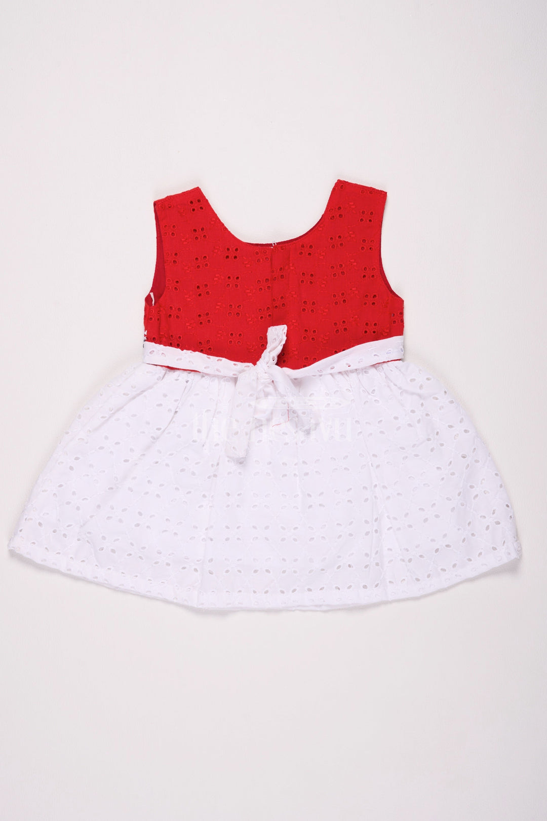 The Nesavu Baby Cotton Frocks Girls Red Cotton Frock with Eyelet Embroidery and Nautical Bow Detail for Casual Outings Nesavu Nesavu Girls Red White Cotton Frock Eyelet Embroidery Bow Detail Summer Parties