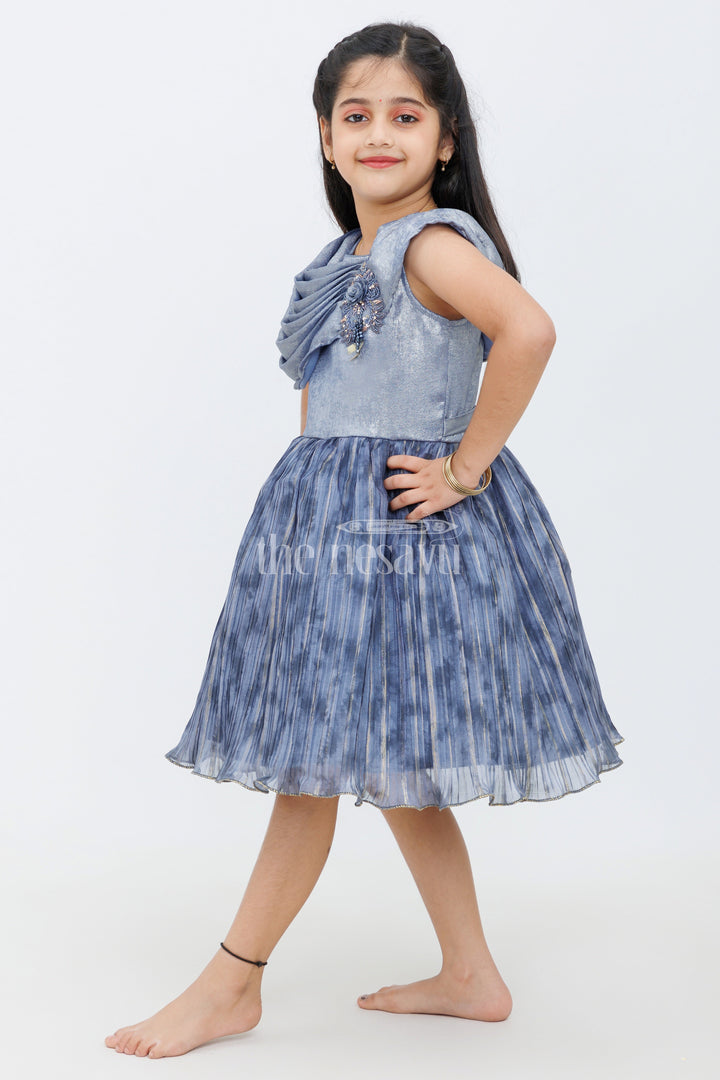 The Nesavu Girls Fancy Party Frock Gray Glazed Organza Short Party Frock with Scallop Pleats and Designer Applique for Girls Nesavu Gray Glazed Organza Short Party Frock with Scallop Pleats for Girls Nesavu