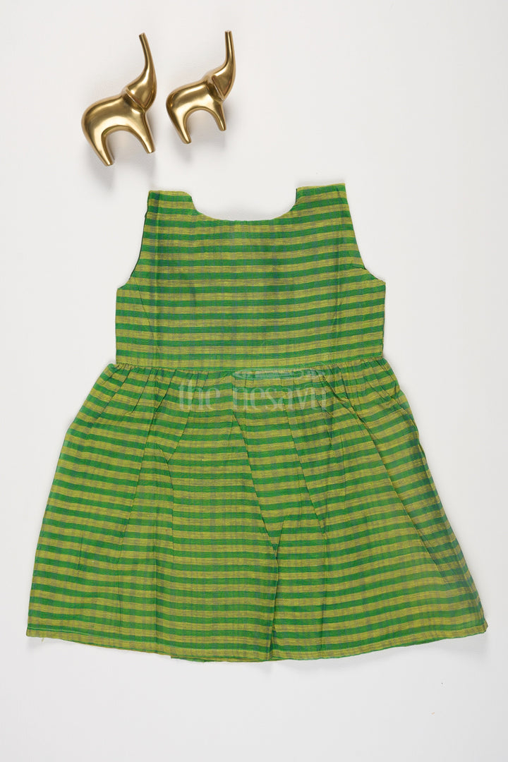 The Nesavu Baby Cotton Frocks Green Mini Checked Chanderi Viscose Frock with Overlap Neckline for Newborns Nesavu Green Mini Checked Chanderi Viscose Frock with Overlap Neckline for Newborns Nesavu