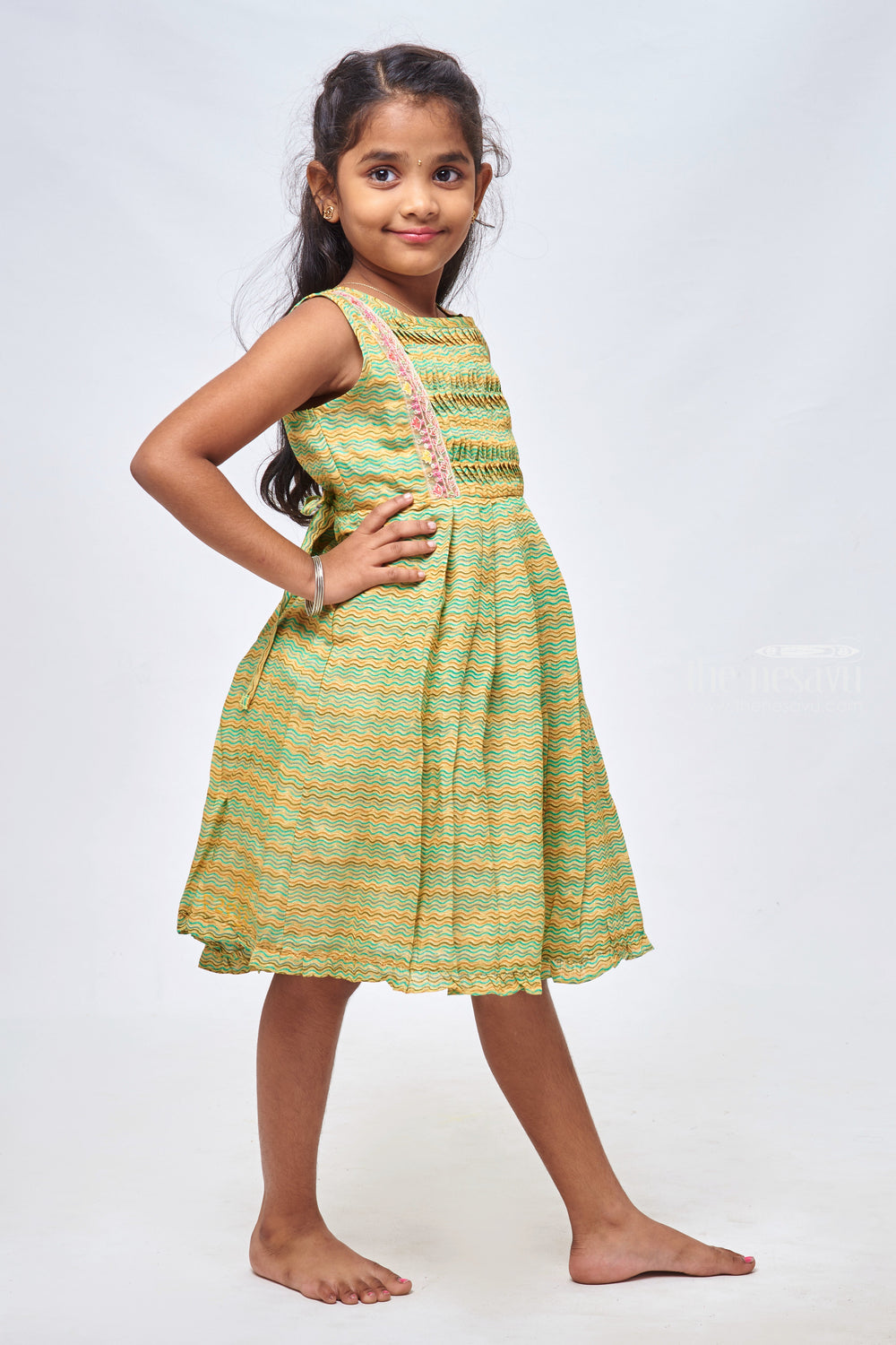 The Nesavu Girls Cotton Frock Green Wave Grace: Sleeveless Cotton Frock for Girls Nesavu Latest Cotton Frocks for Girls | Baby Girl Cotton Frock | the Nesavu