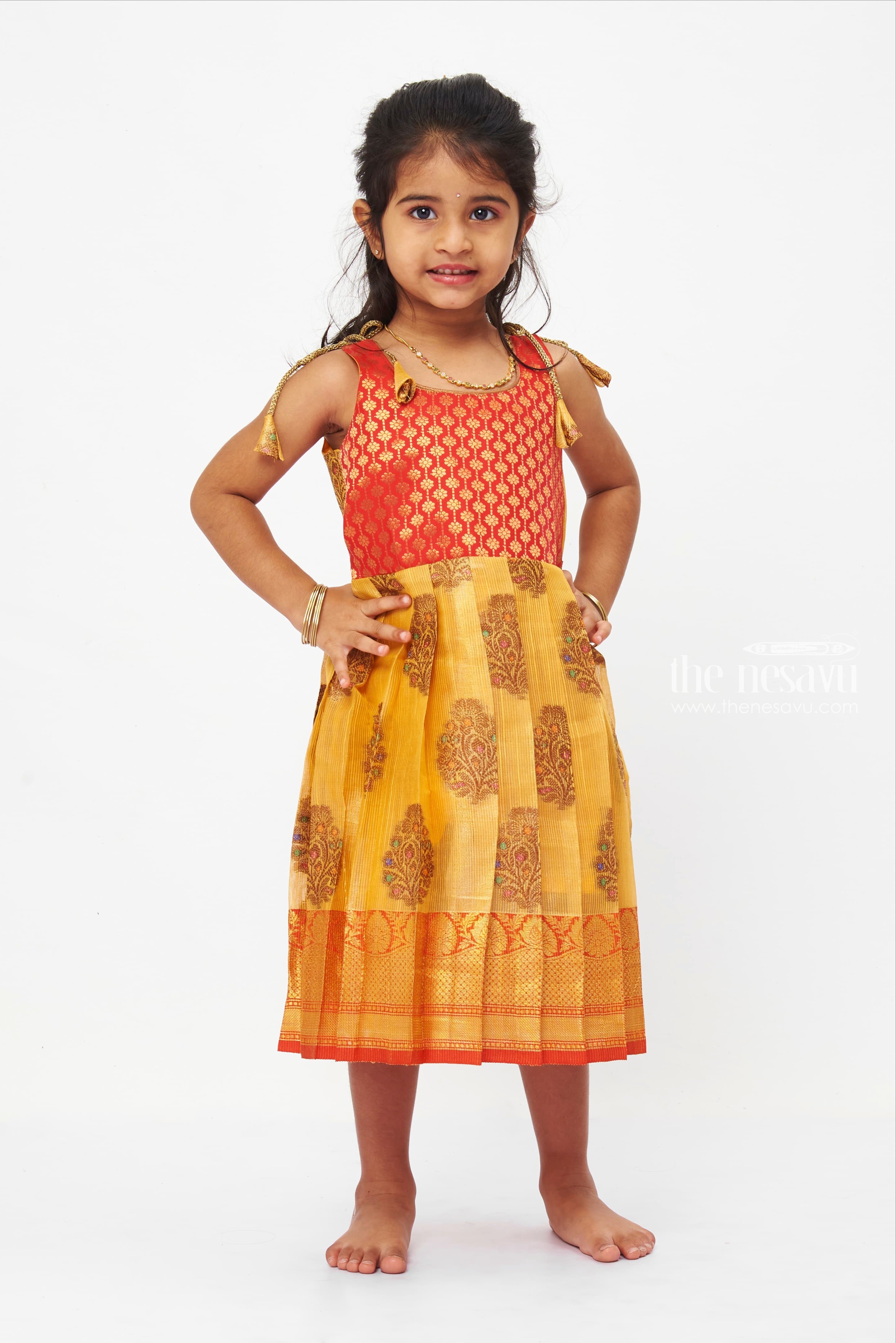 Dress for girls from 2 to 16 years, 2135095