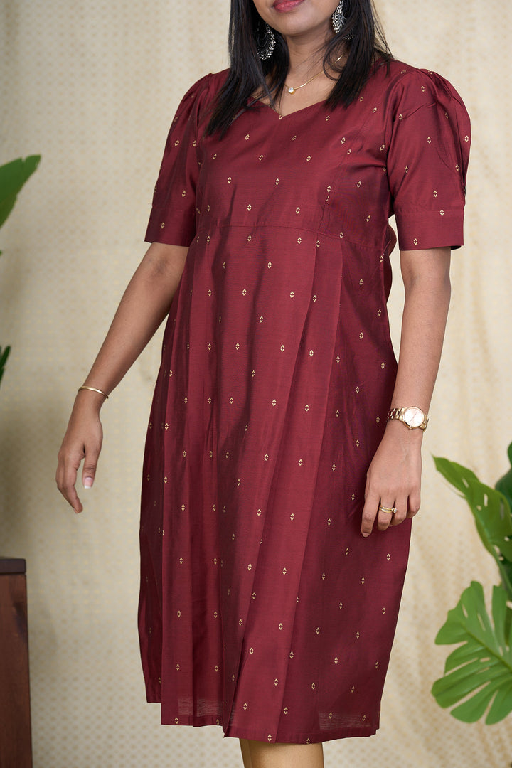 The Nesavu Womens Straight Kurtas Kurta for Women Online - Maroon Viscose Silk Heart Neck Kurta Nesavu