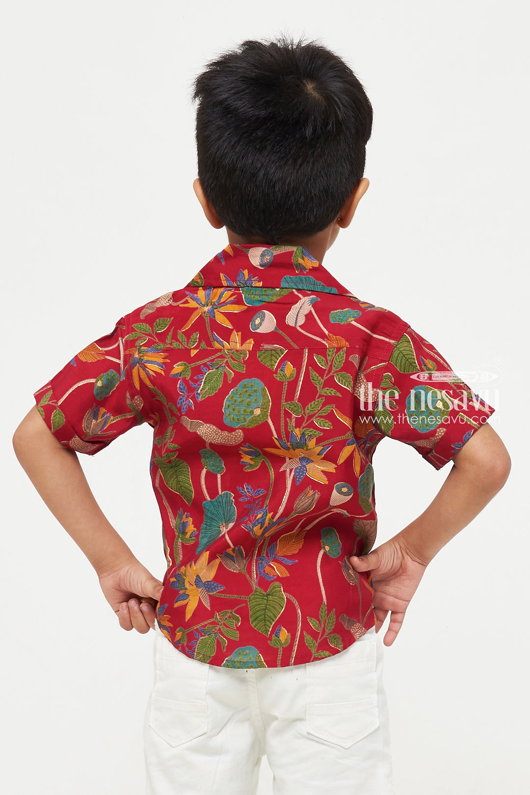 The Nesavu Boys Cotton Shirt Maroon Floral Design Shirt - Perfect for Casual and Beach Wear Nesavu Maroon Floral Design Shirt - Casual & Beach Wear for Kids