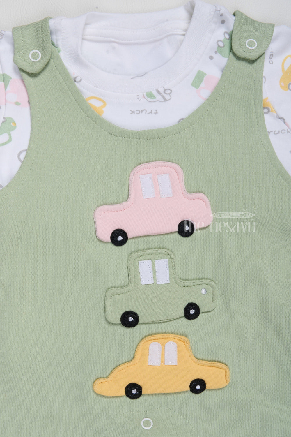 The Nesavu Baby Casual Sets Newborn Clothes Sale Green Car Applique Romper with Printed T-Shirt Nesavu Nesavu Newborn Clothes Sale Green Car Applique Romper Printed T-Shirt