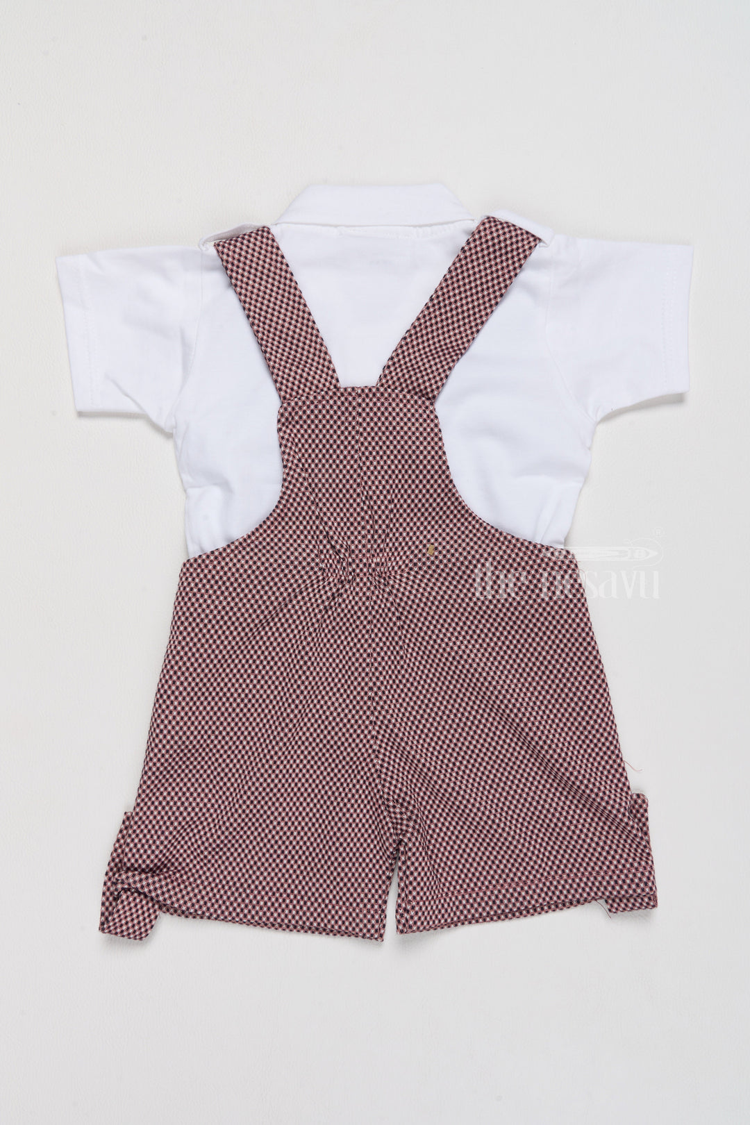 The Nesavu Baby Casual Sets Newborn Daily Wear Set with Checkered Overalls and Bowtie for Everyday Comfort Nesavu Nesavu Newborn Daily Wear Set Checkered Overalls Bowtie Comfortable Outings