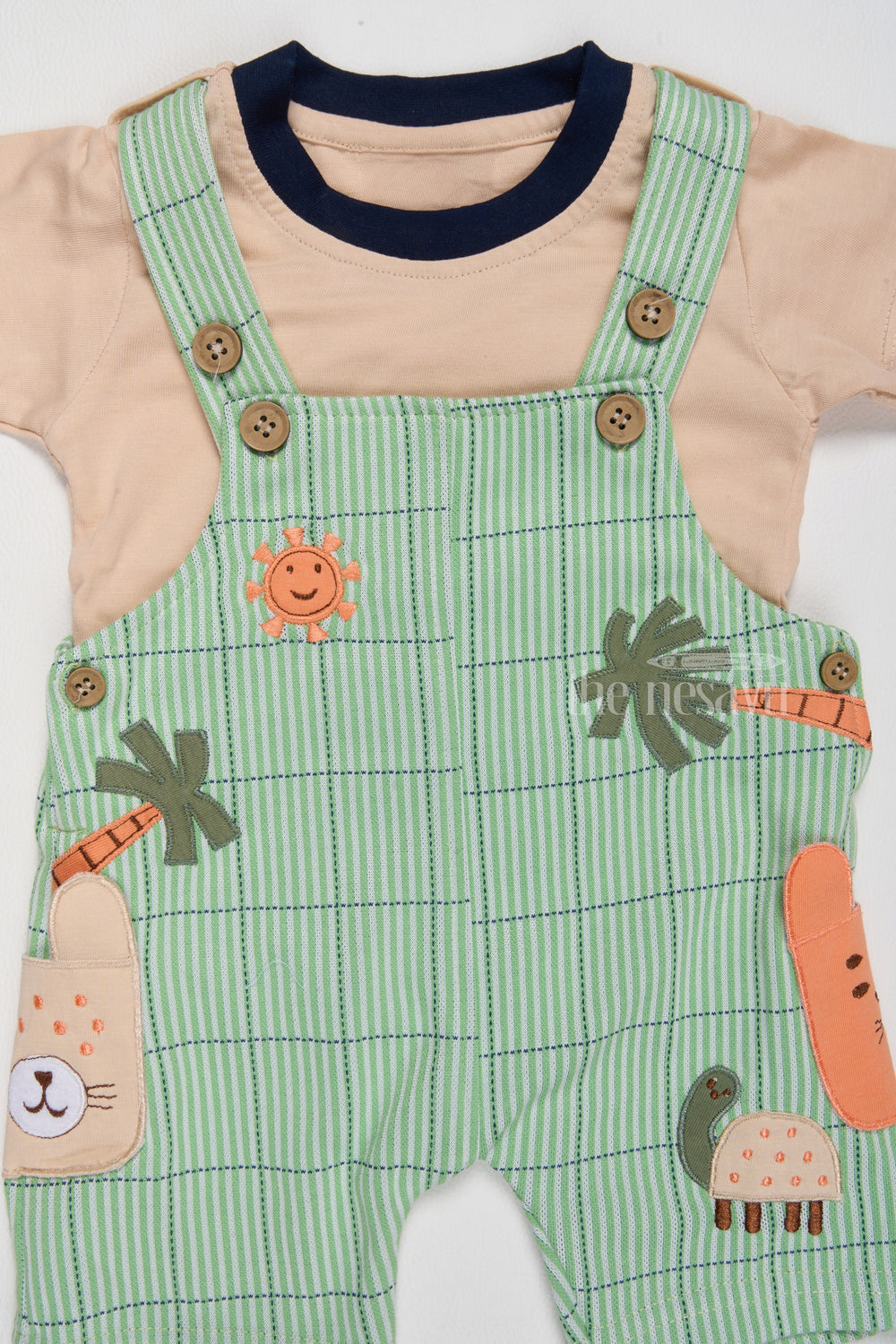 The Nesavu Baby Casual Sets Newborn Warm Outfits Green Jungle Theme Dungaree with Beige T-Shirt Nesavu Nesavu Newborn Warm Outfits Green Jungle Theme Dungaree Beige T-Shirt