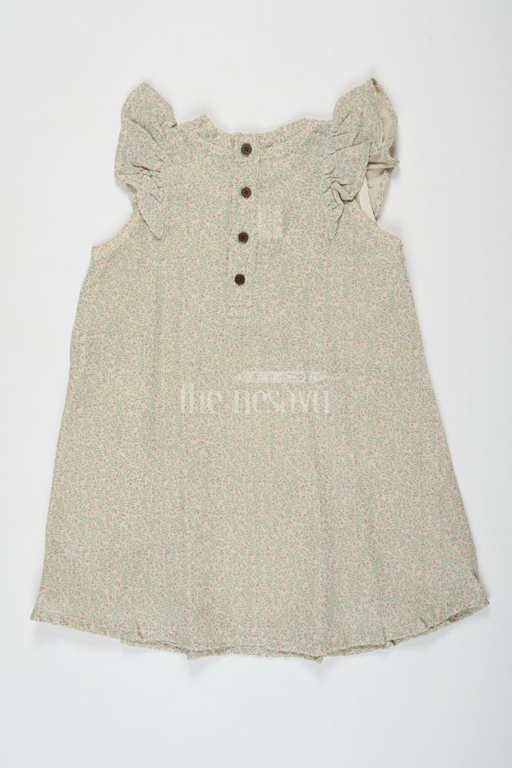 The Nesavu Girls Cotton Frock Organic Muslin Girls Cotton Printed Frock with Ruffle Shoulders and Animal Print Nesavu Nesavu Organic Muslin Cotton Printed Frock Girls Playful Animal Print  Perfect Family Gatherings Summer Outings