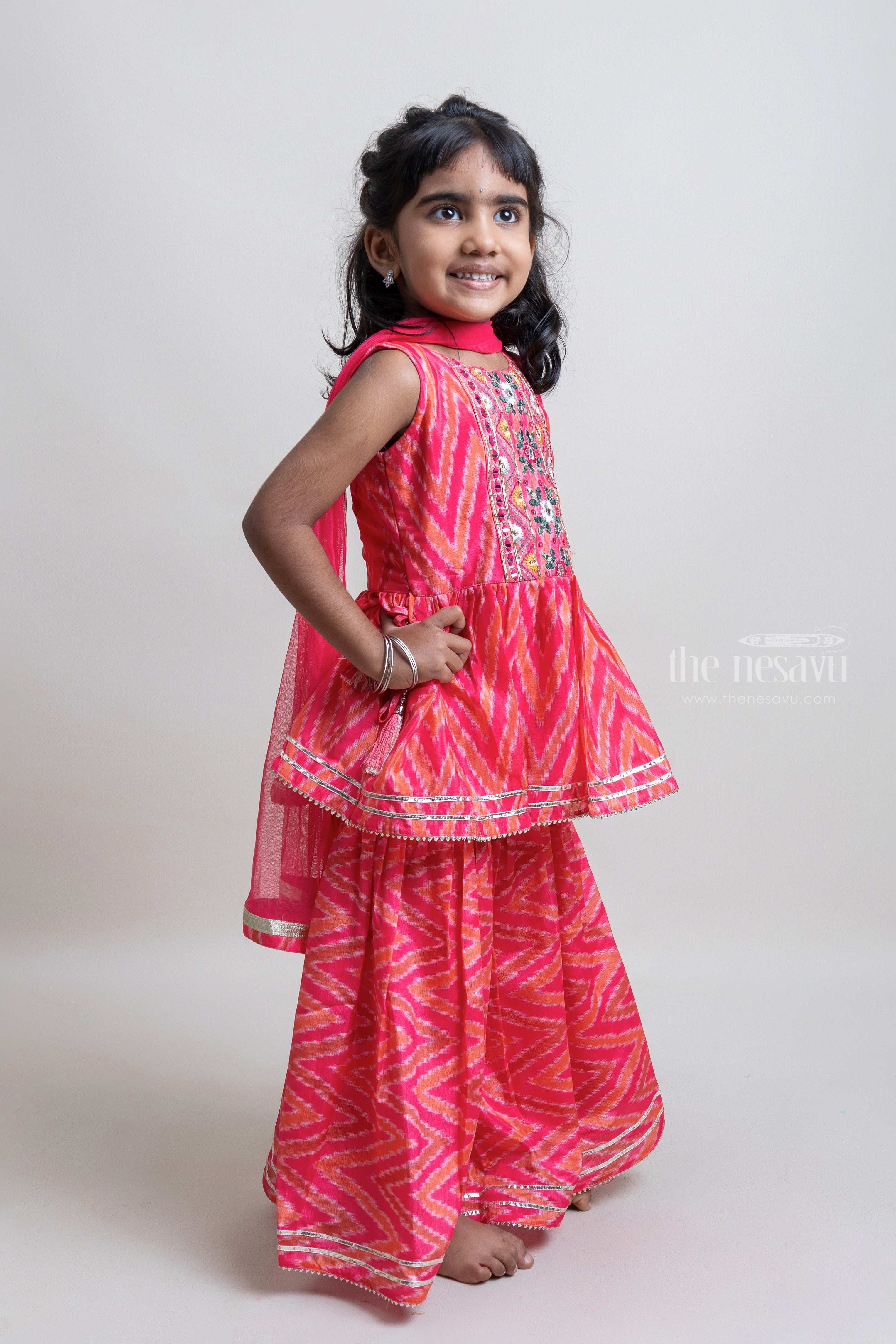 trending dresses for girls Images • Neetu Yadav (@0rapunzel) on ShareChat