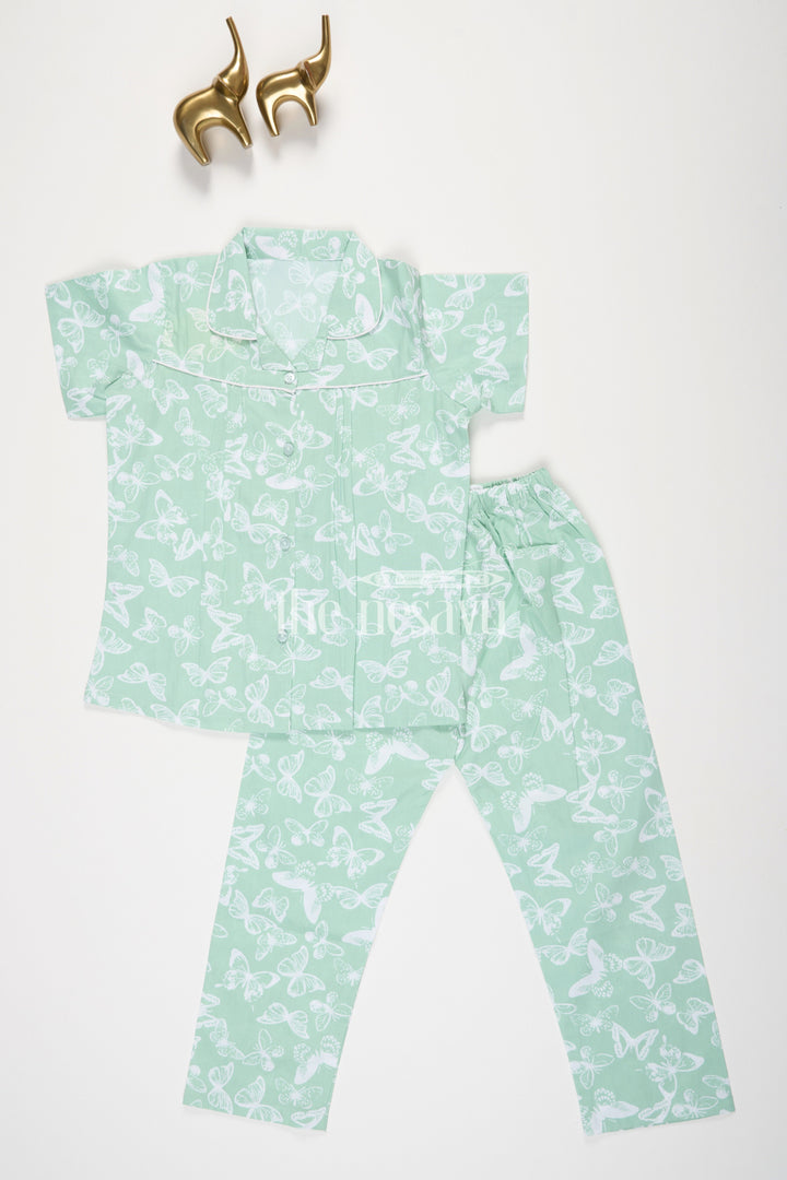 The Nesavu Night Dress Pure Cotton Unisex Night Suit with Butterfly Print in Green for Kids Nesavu 16 (1Y) / Green NS042C-16 Pure Cotton Unisex Night Suit with Butterfly Print in Green for Kids Nesavu