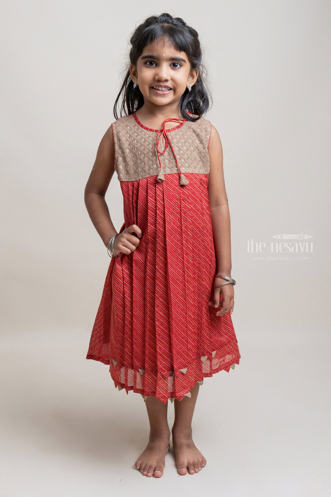 The Nesavu Girls Cotton Frock Stunning Red Sleeveless Pleated Cross Line Printed Frock For Girls Nesavu 28 (7Y) / Red / Cotton GFC988B-28 Latest Collection For Girls | Fancy Frock For Girls | The Nesavu