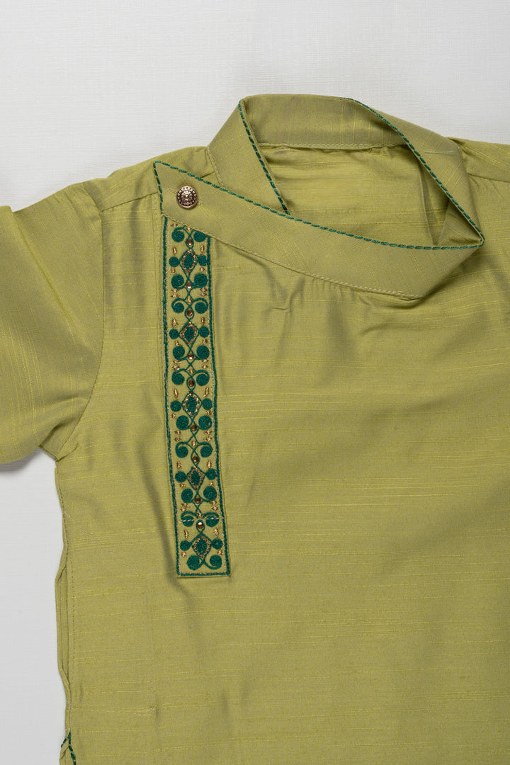 The Nesavu Boys Kurtha Shirt Stylish Green Boys Kurta Shirt with Embroidered Detailing - Perfect for Festive Occasions Nesavu Stylish Green Boys Kurta Shirt with Embroidered Detailing | Perfect for Festive Occasions | The Nesavu