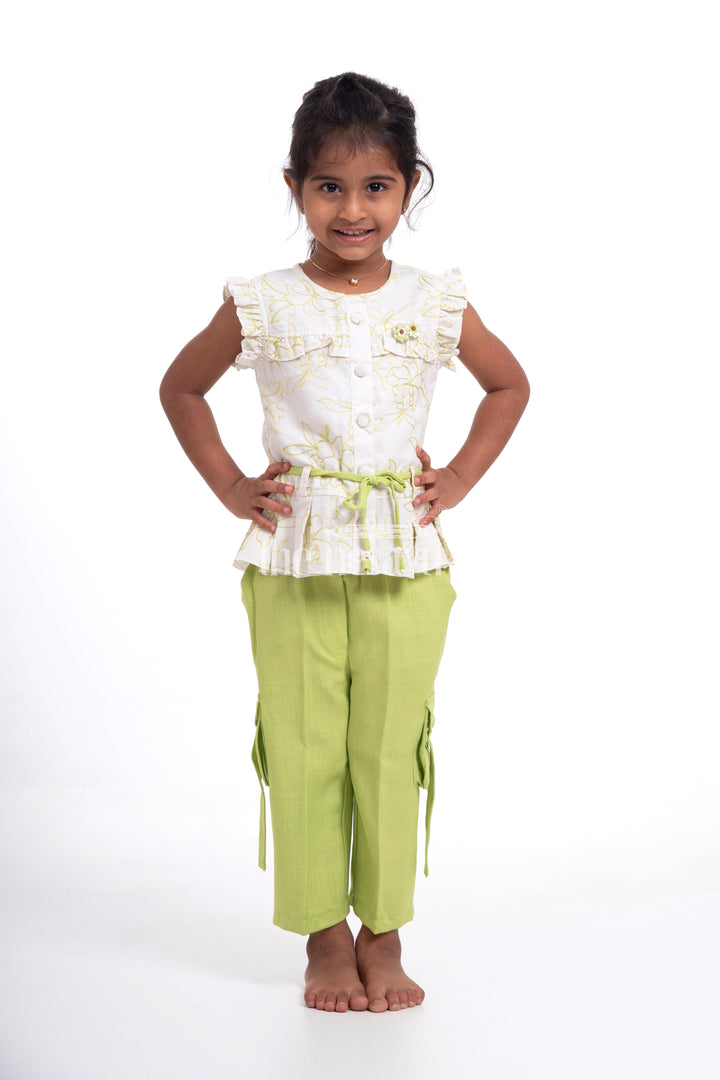 The Nesavu Girls Sharara / Plazo Set Stylish Linen Cotton Co-ord Set with Green Capri Pants for Girls Nesavu 18 (2Y) / Green GPS323A-18 Stylish Linen Cotton Co-ord Set for Girls with Green Capri Pants