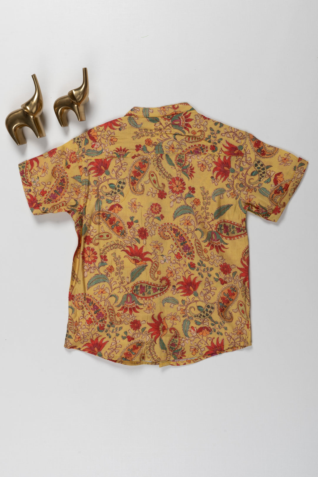 The Nesavu Boys Cotton Shirt Yellow Paisley Design Shirt - Ideal for Casual, Vacation, and Party Wear Nesavu Yellow Paisley Design Shirt - Casual, Vacation, and Party Wear for Kids