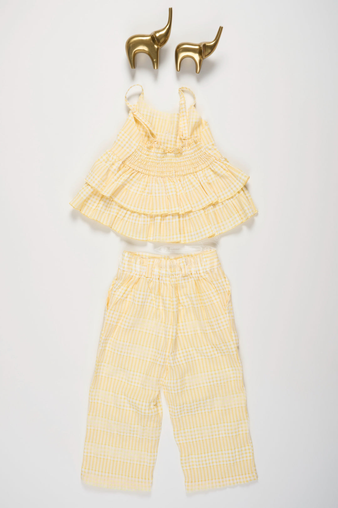 The Nesavu Girls Casual Set Yellow Plaid Co-Ord Set for Girls with Ruffled Sleeveless Top and Capri Pants Nesavu Nesavu Girls Yellow Plaid Co-Ord Set Ruffled Top Matching Capri Pants