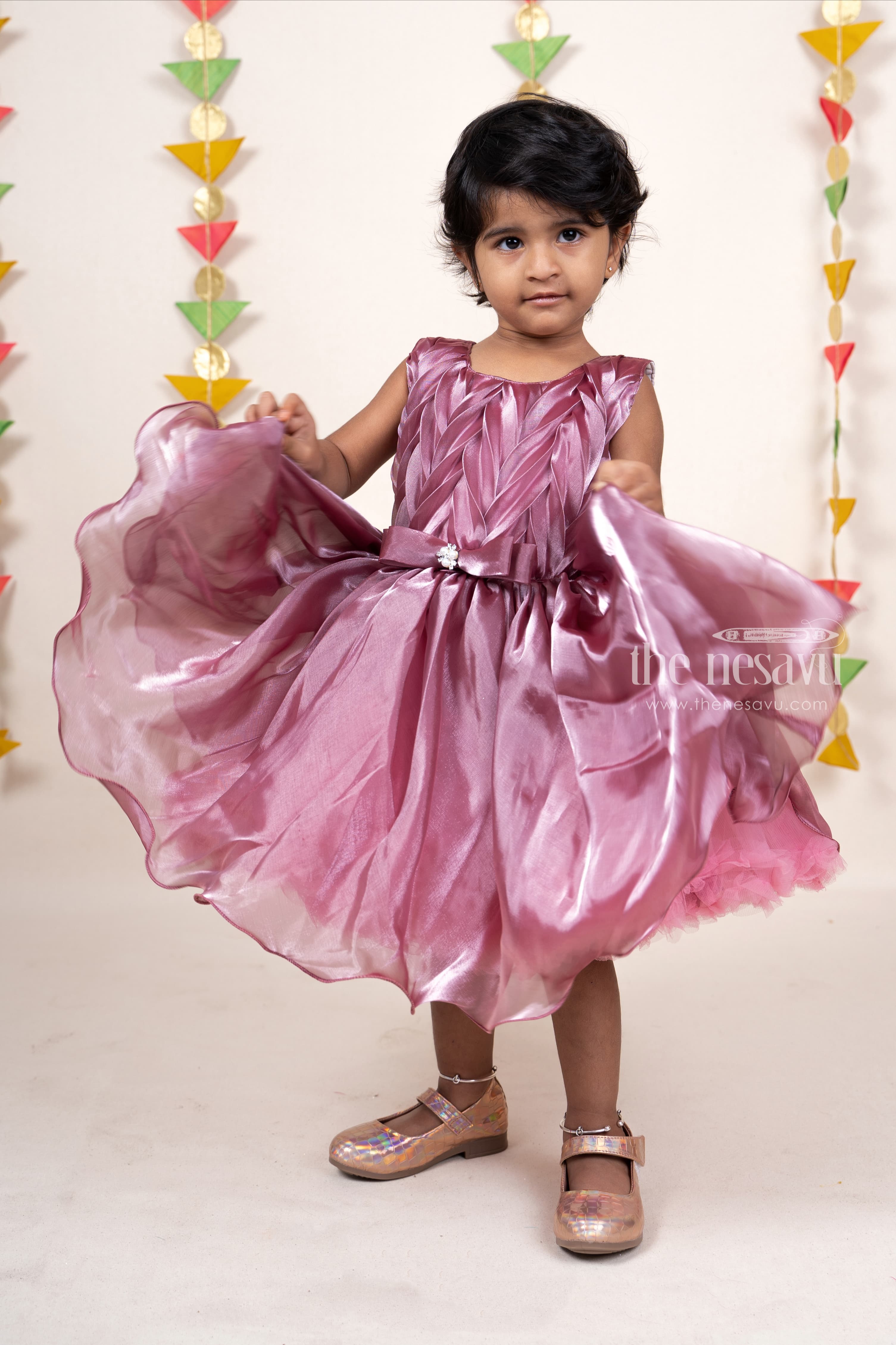 Eid special dress design 2022 for baby girls- eid dresses 2022 | Cute kids  photos, Baby dress diy, Baby clothes girl dresses