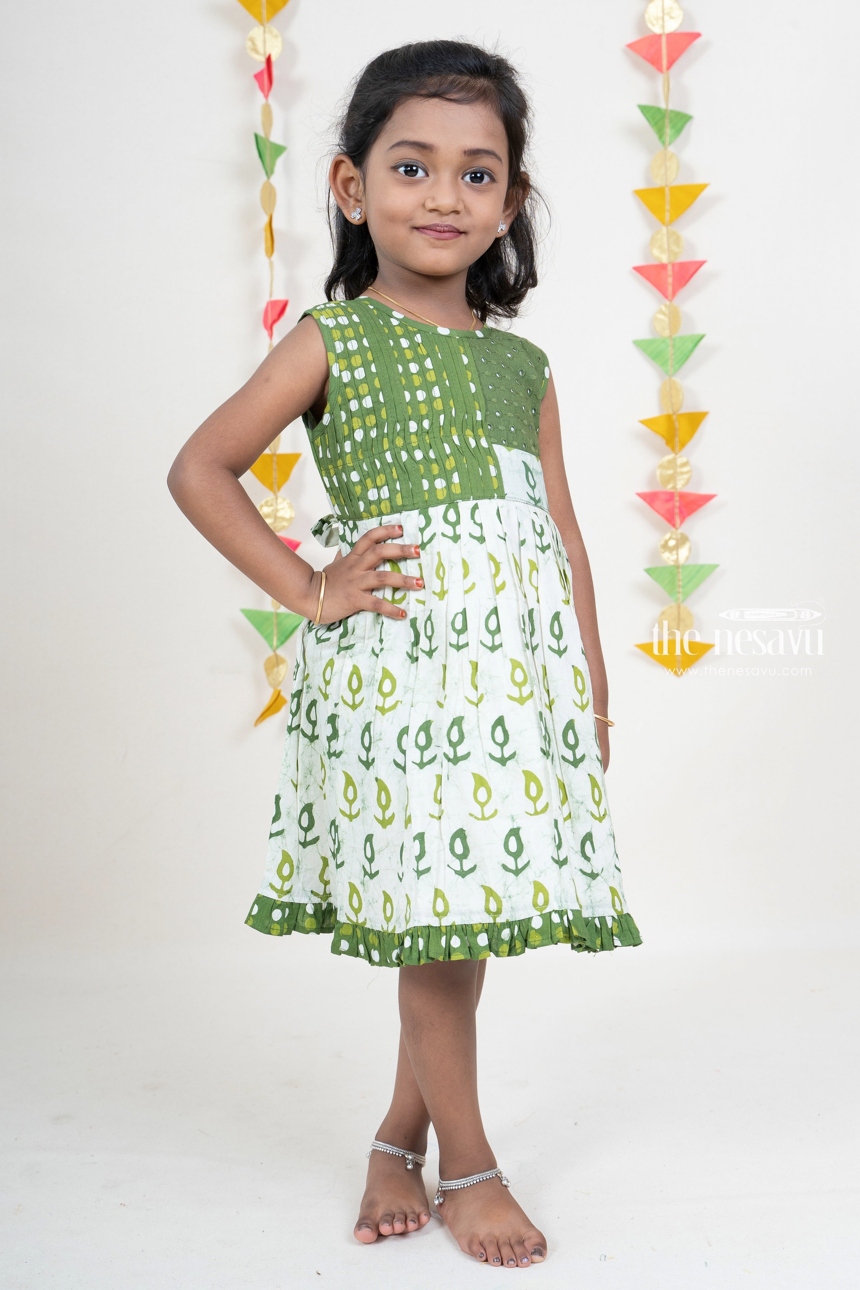 Plain Georgette Chiken Embroidered Baby Frock, Size: 14-18 at best price in  Mumbai