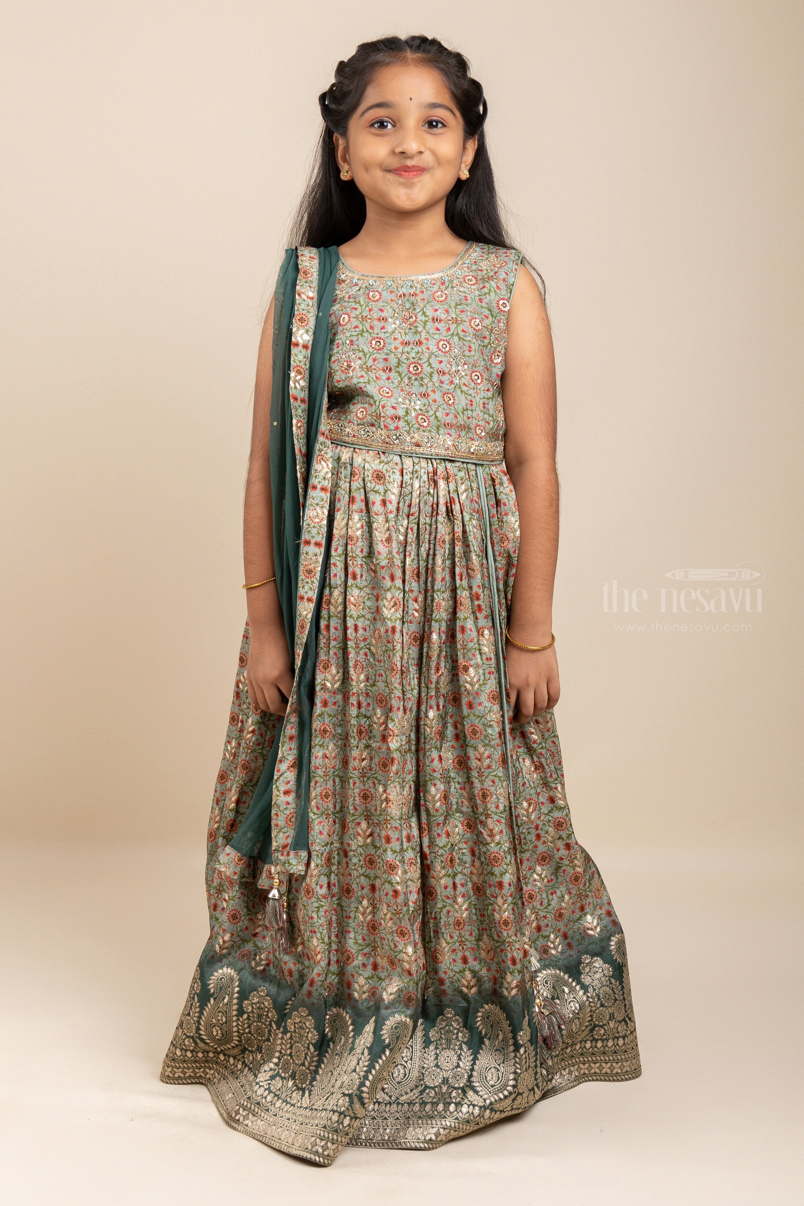 Beige and Rani pink Banaras silk lehenga choli set – Urban Codes Clothing